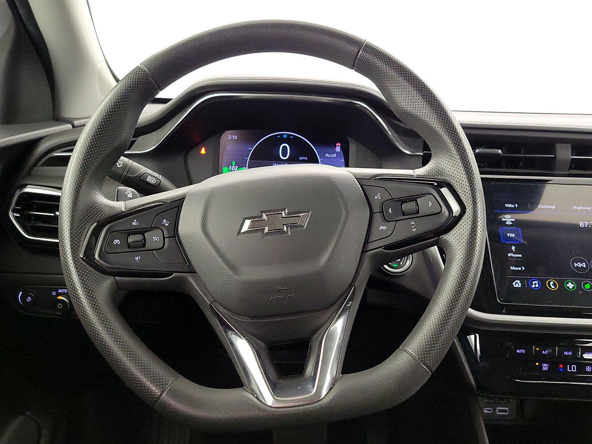 Thumbnail: 2023 Chevrolet Bolt EUV - 10
