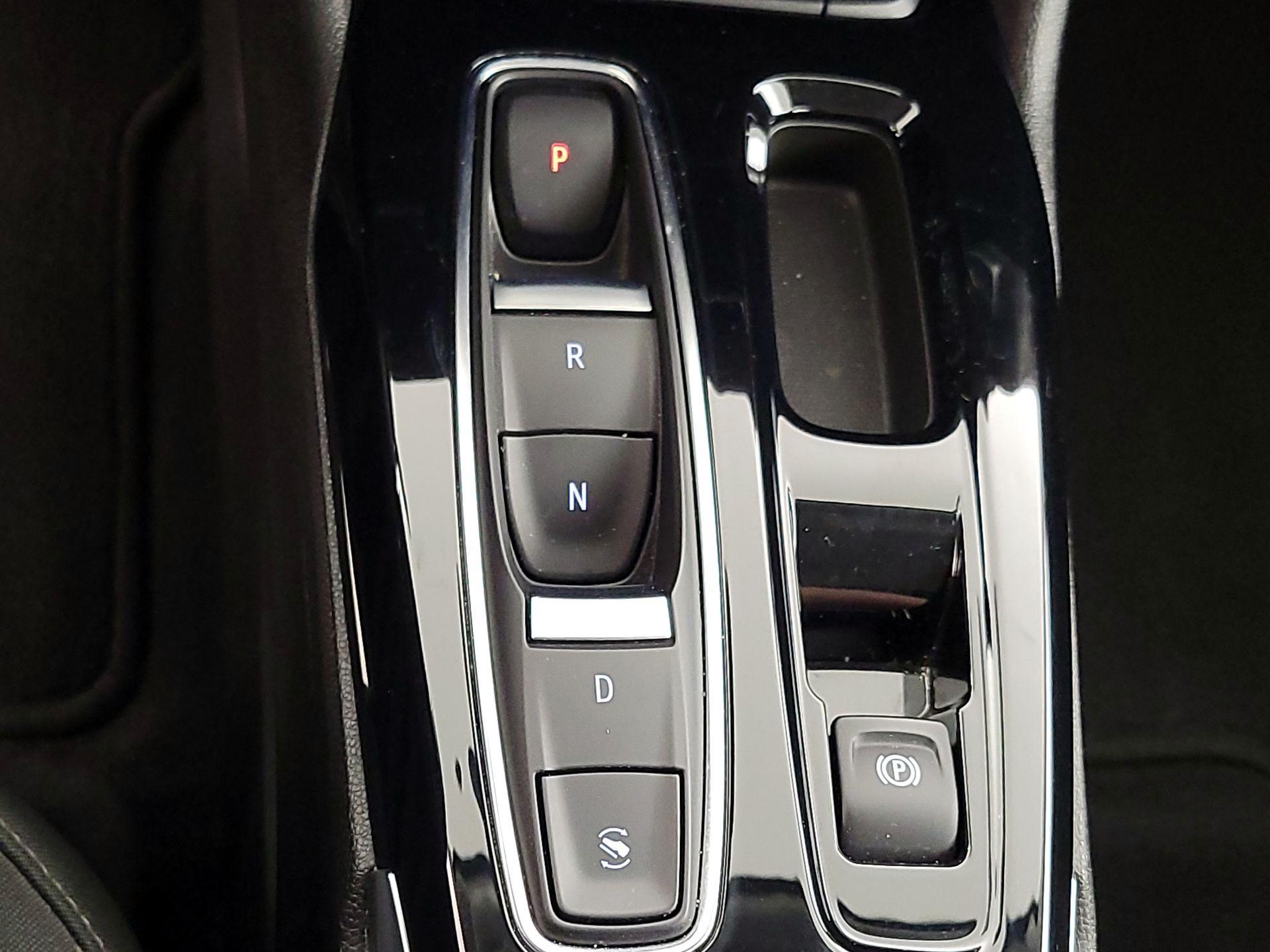 Thumbnail: 2023 Chevrolet Bolt EUV - 17