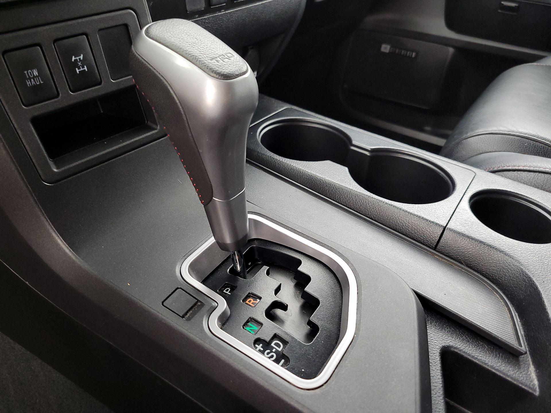 Thumbnail: 2021 Toyota Sequoia - 17