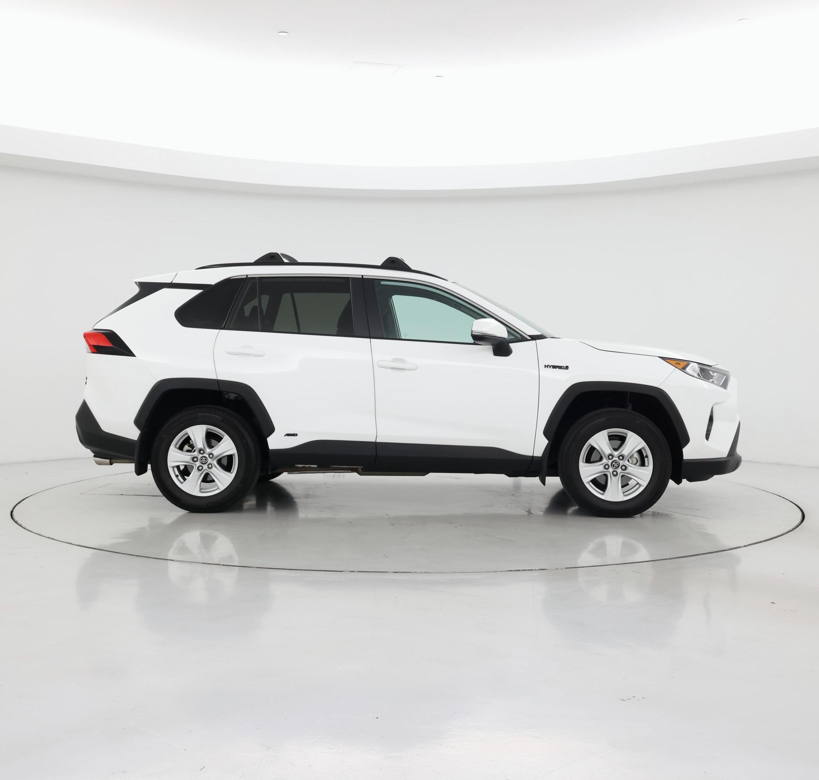 Thumbnail: 2020 Toyota RAV4 - 7