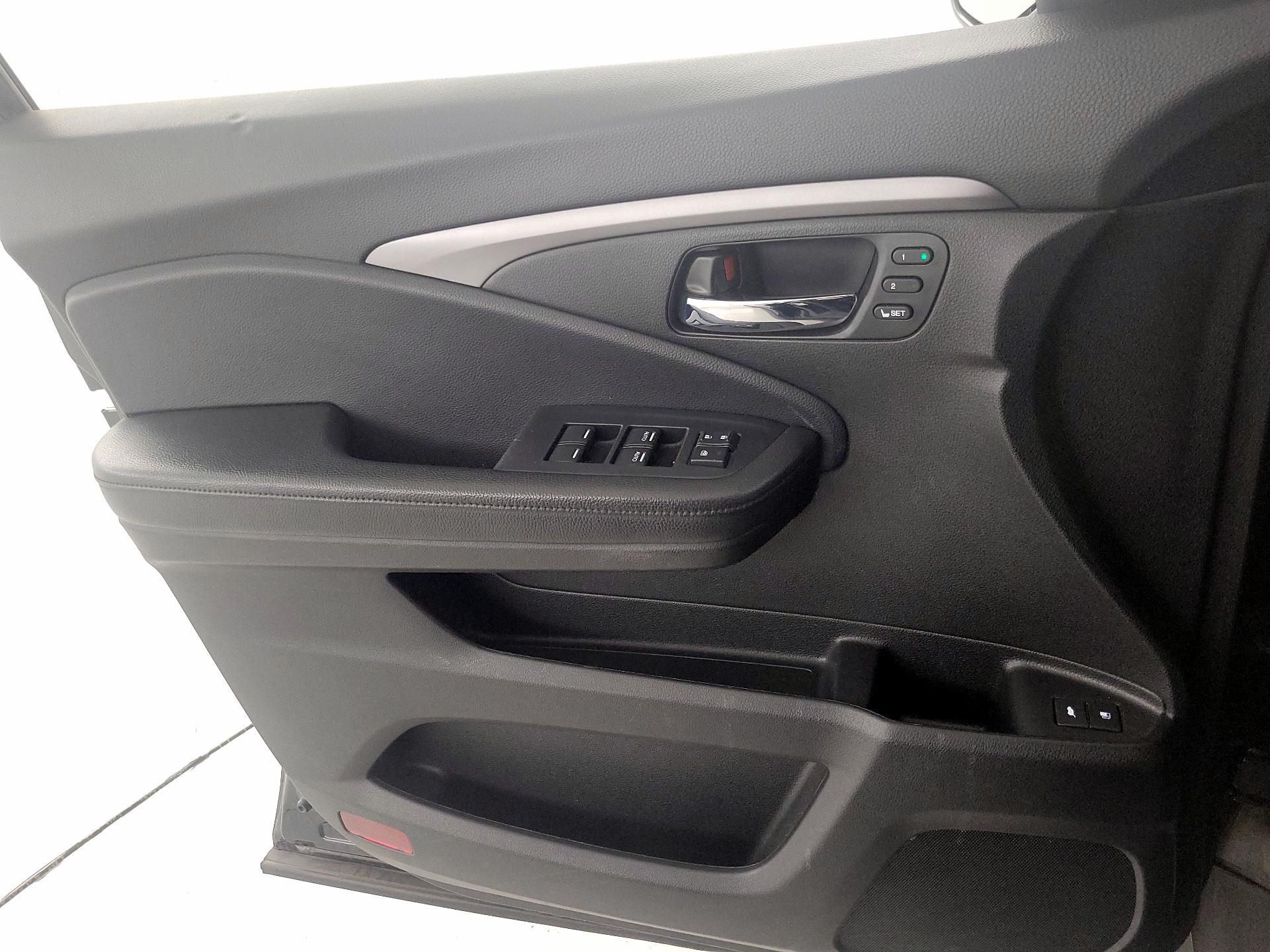 Thumbnail: 2021 Honda Passport - 12