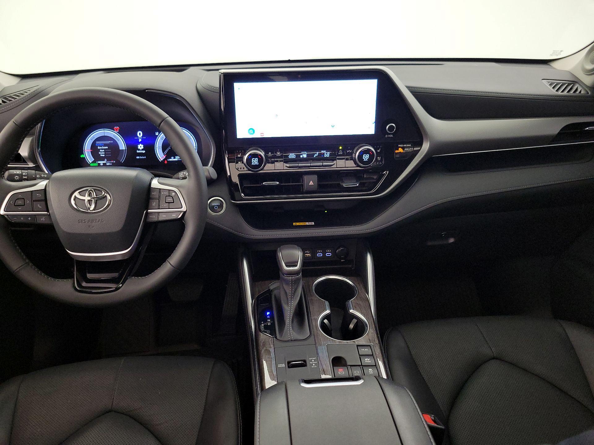 Thumbnail: 2024 Toyota Highlander - 9