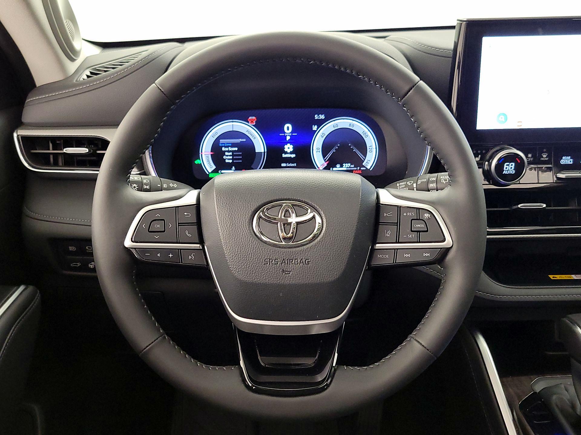 Thumbnail: 2024 Toyota Highlander - 10