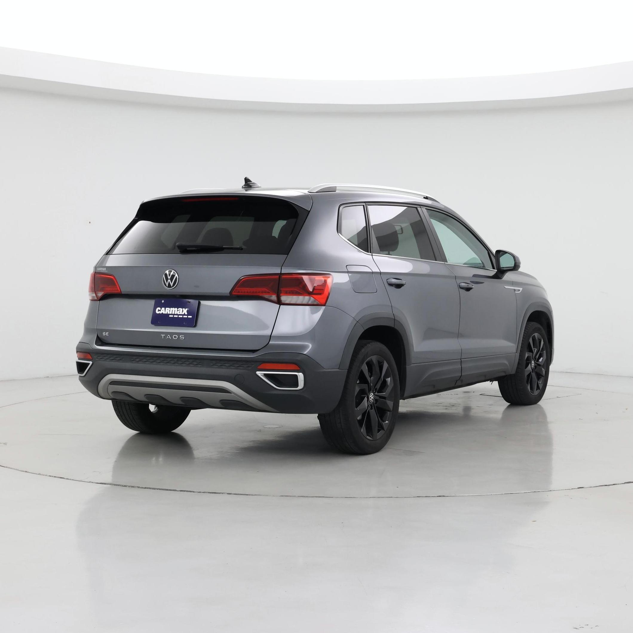 Thumbnail: 2022 Volkswagen Taos - 8