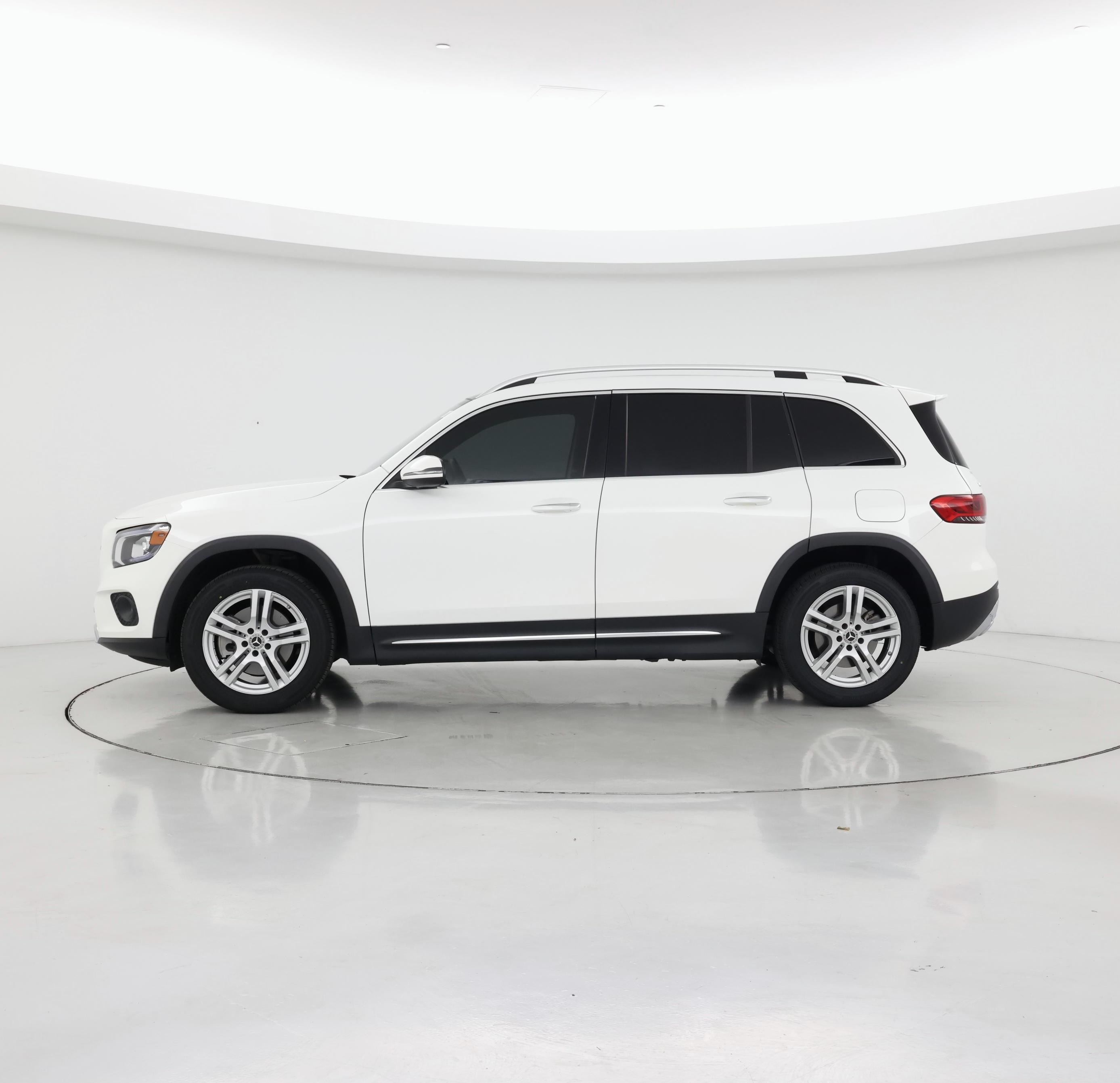 Thumbnail: 2023 Mercedes-Benz GLB - 3