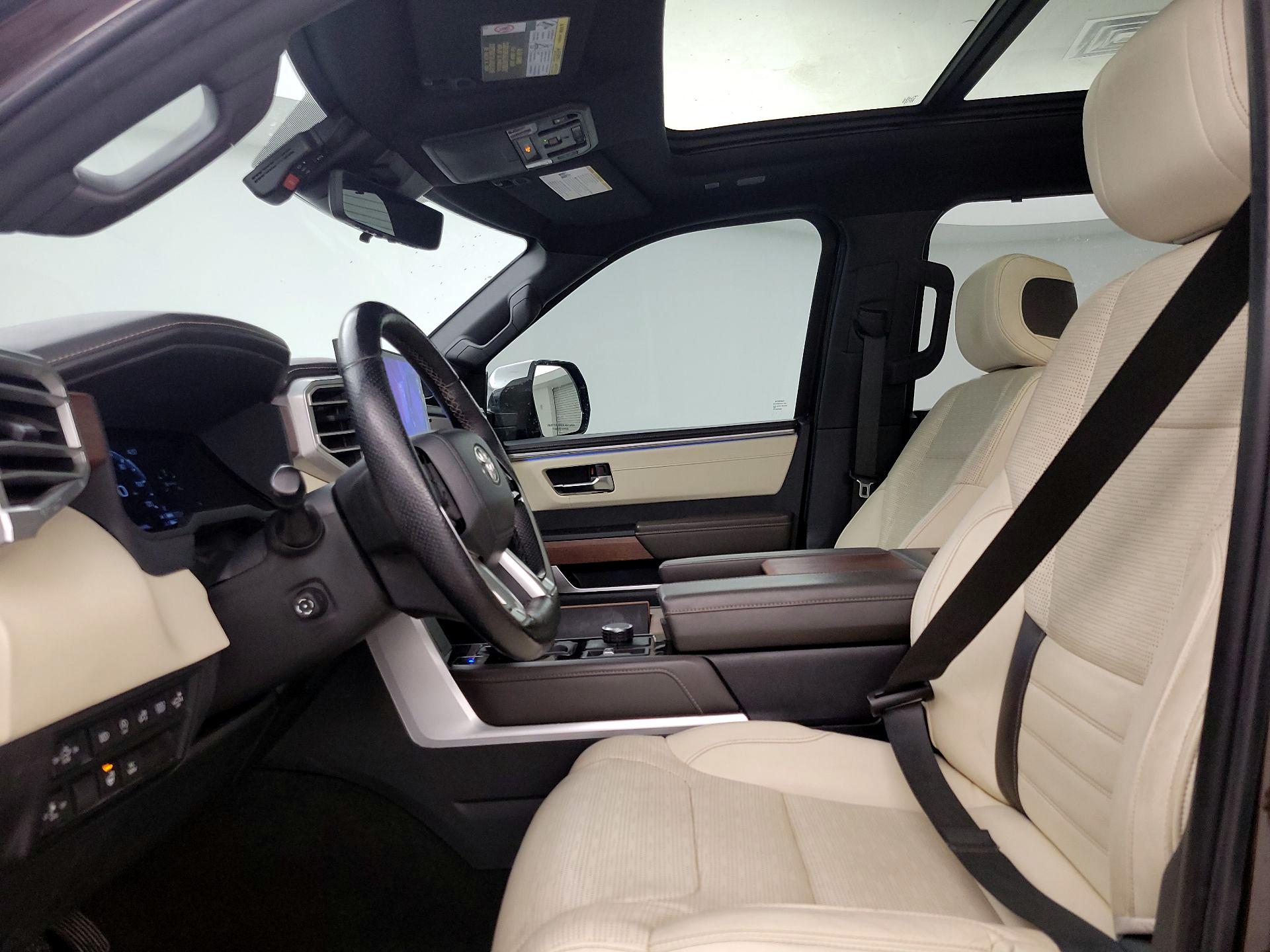 Thumbnail: 2022 Toyota Tundra - 11