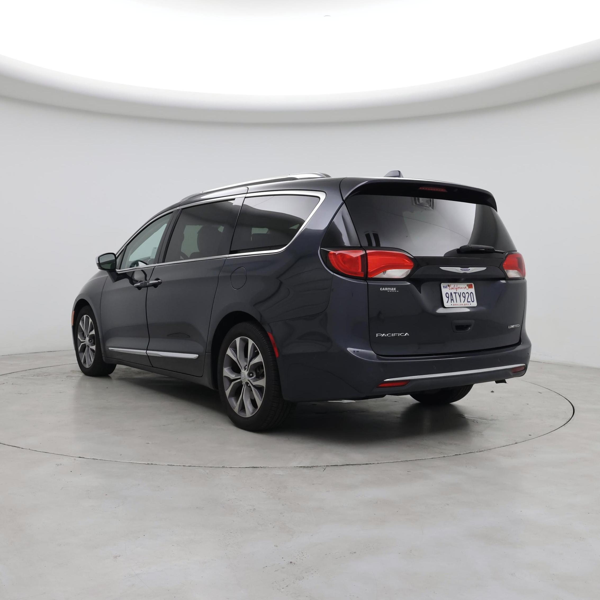 Thumbnail: 2020 Chrysler Pacifica - 2