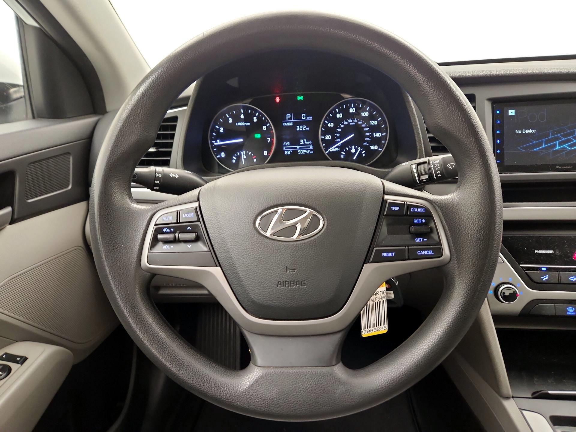Thumbnail: 2017 Hyundai Elantra - 10