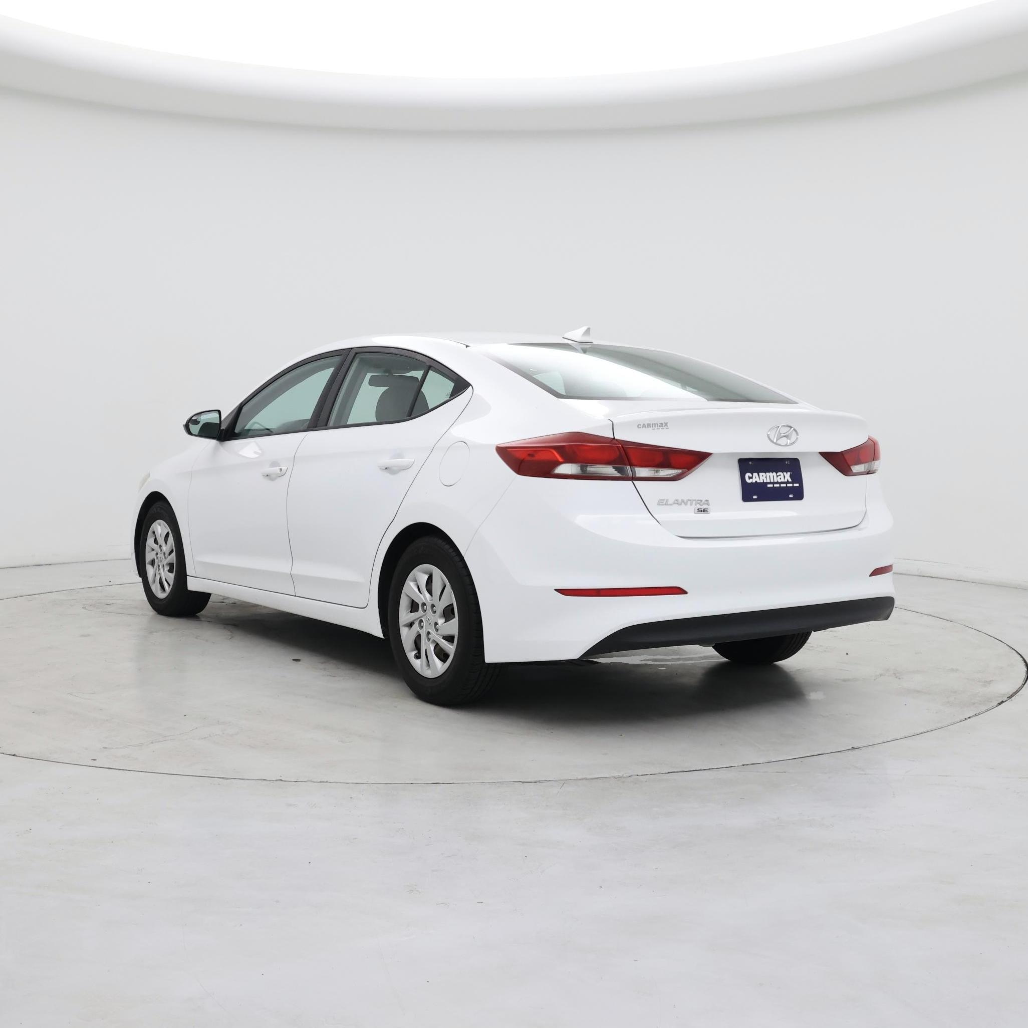 Thumbnail: 2017 Hyundai Elantra - 2