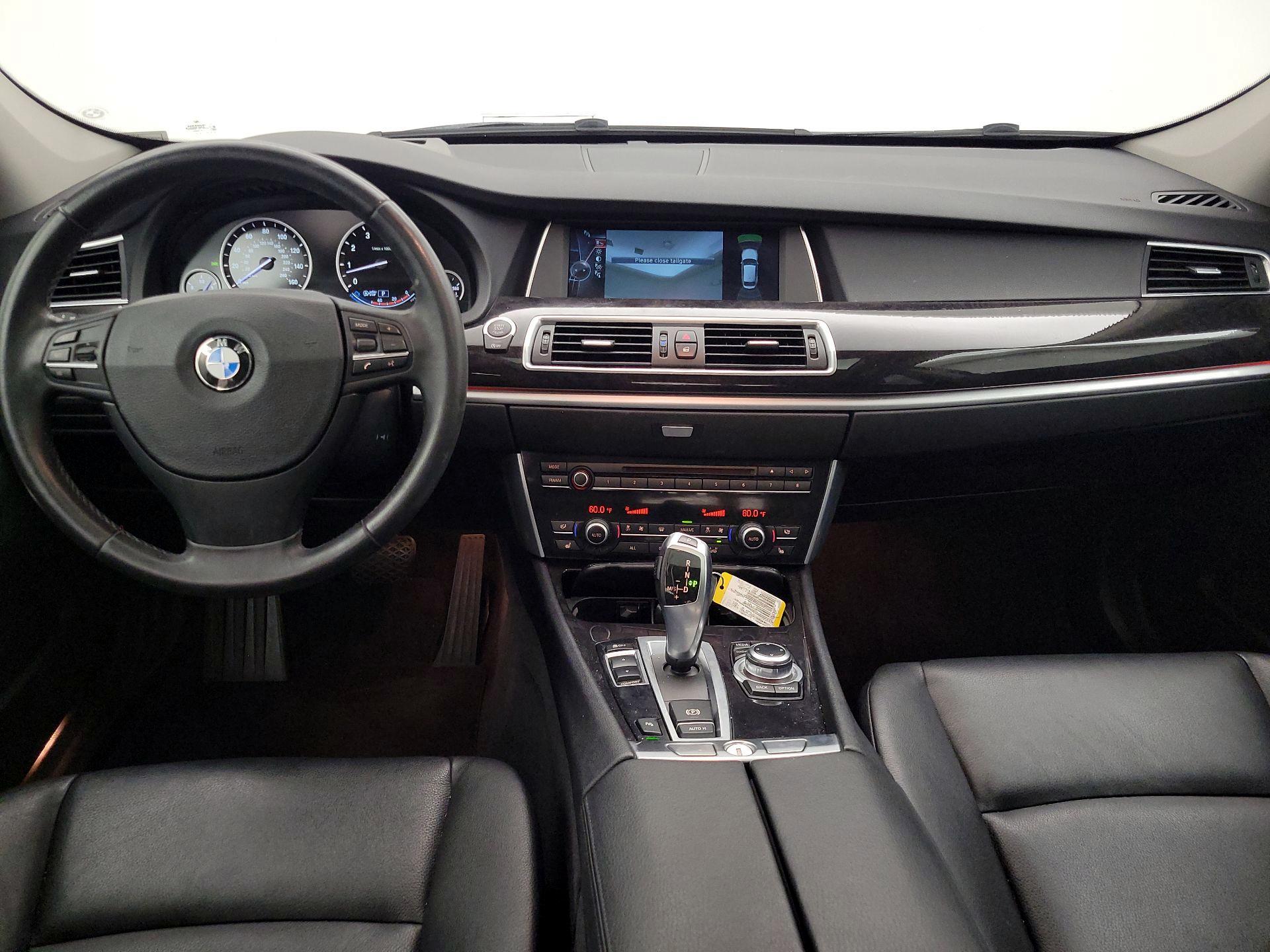 Thumbnail: 2013 BMW 5 Series - 9