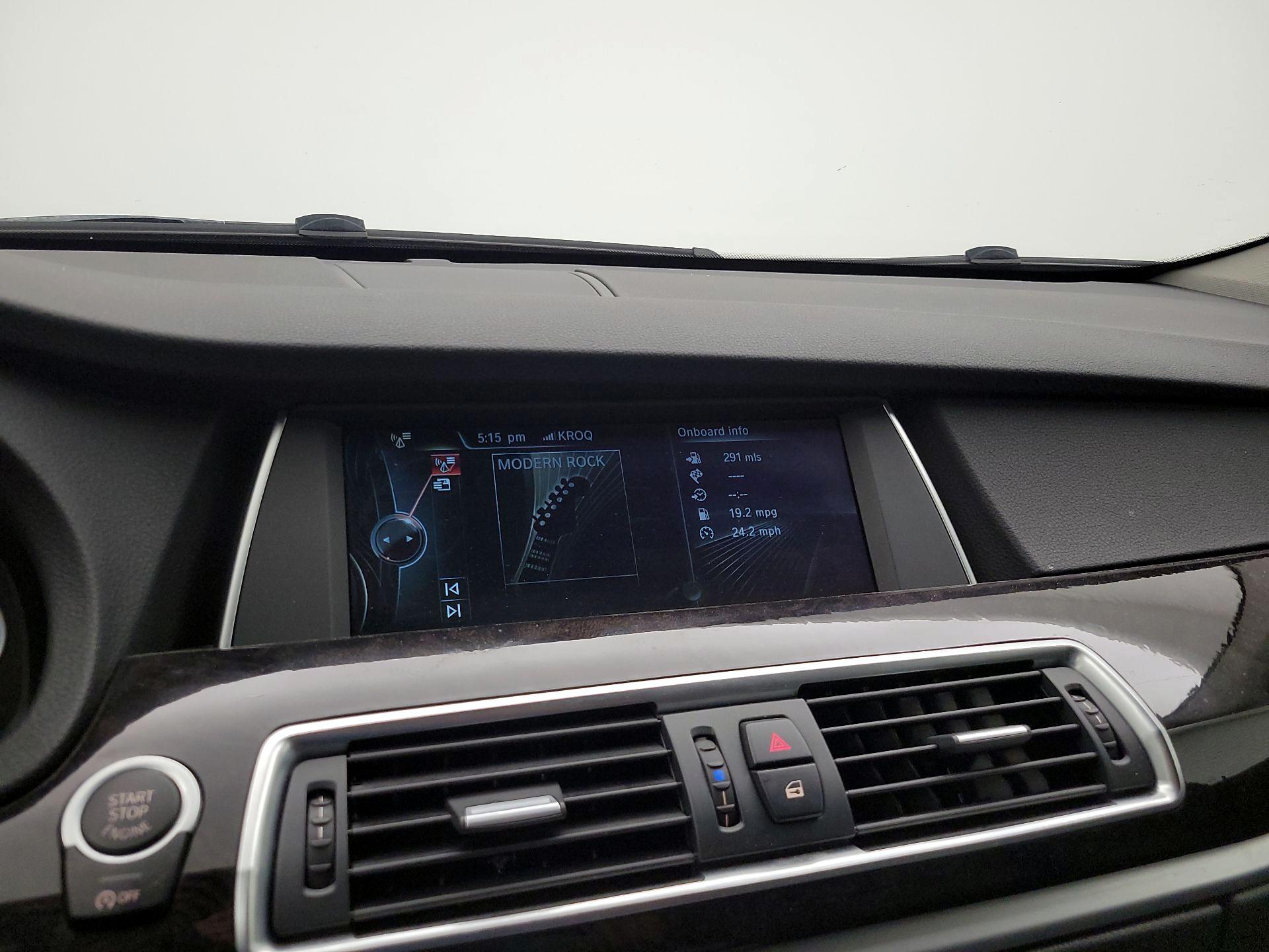 Thumbnail: 2013 BMW 5 Series - 15
