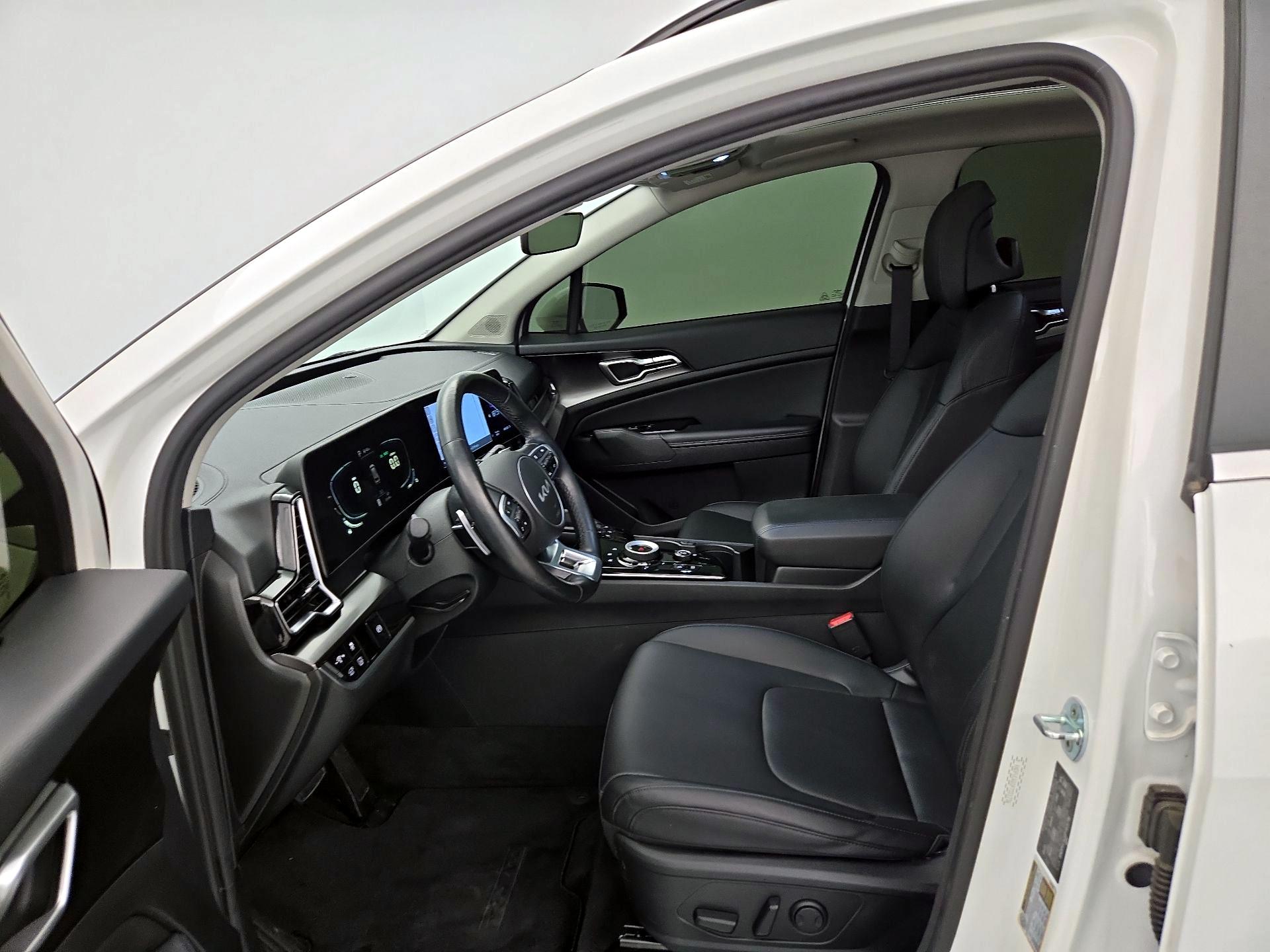 Thumbnail: 2023 Kia Sportage - 11