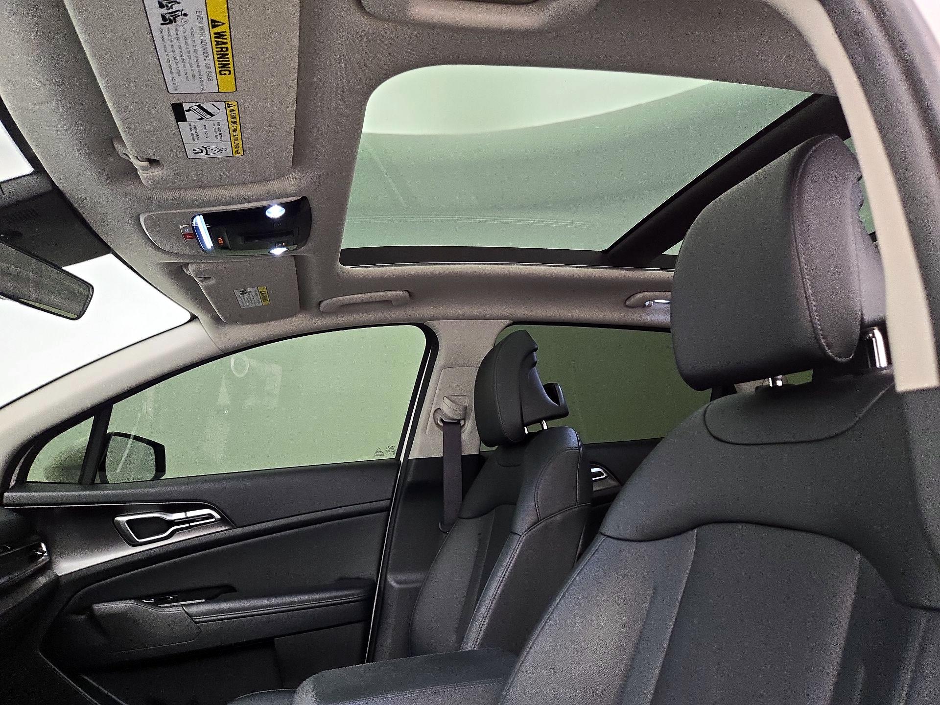 Thumbnail: 2023 Kia Sportage - 20