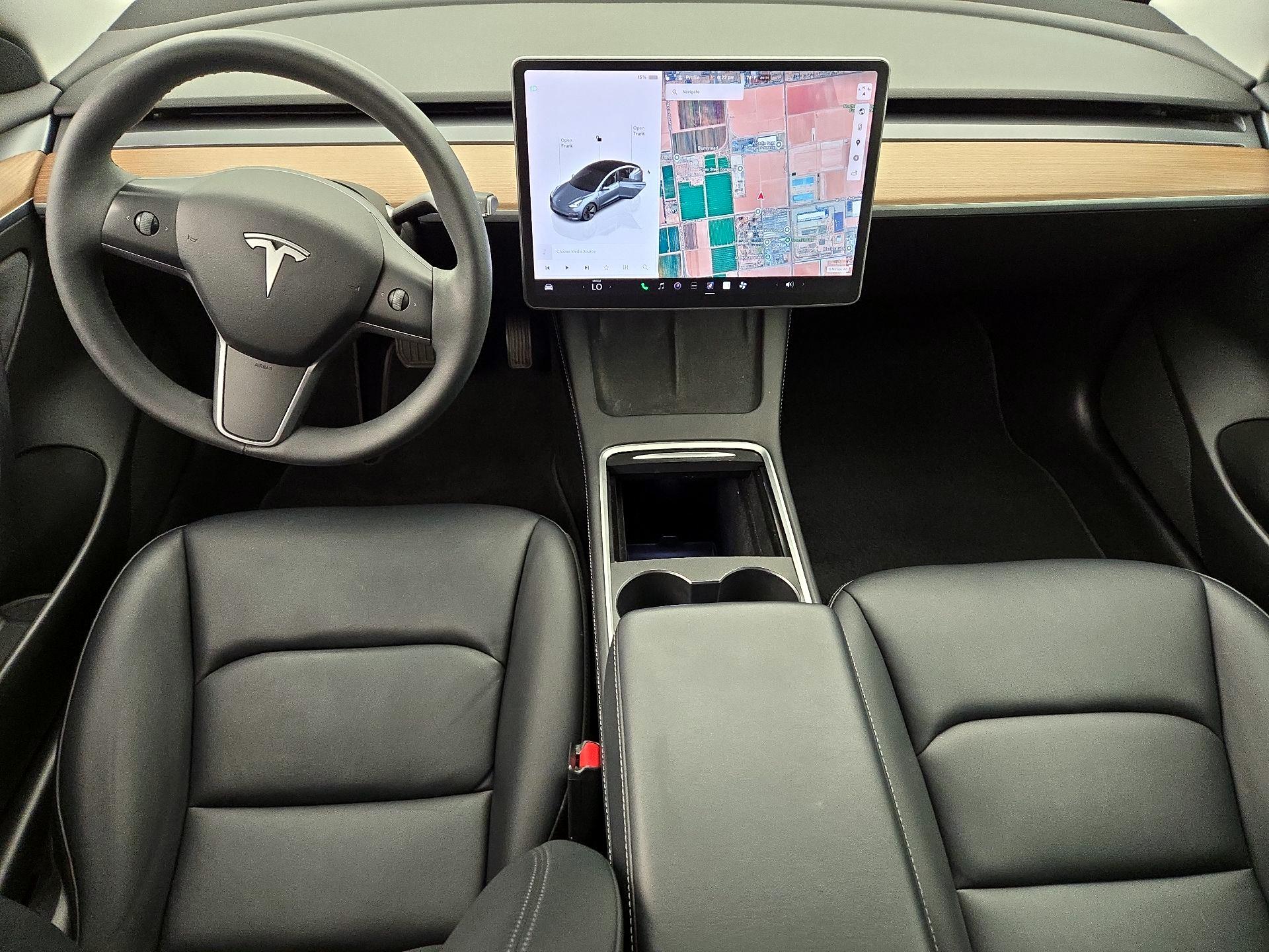 Thumbnail: 2022 Tesla Model 3 - 9
