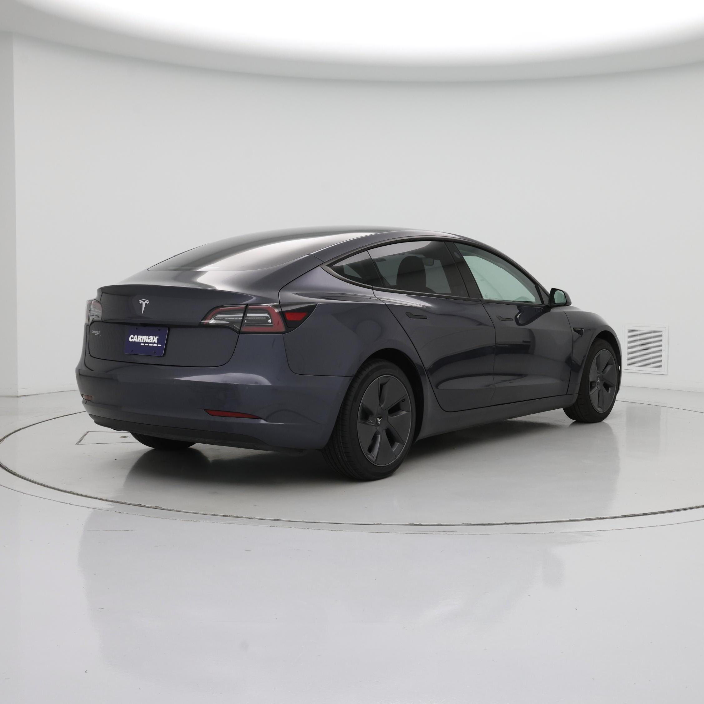 Thumbnail: 2022 Tesla Model 3 - 8