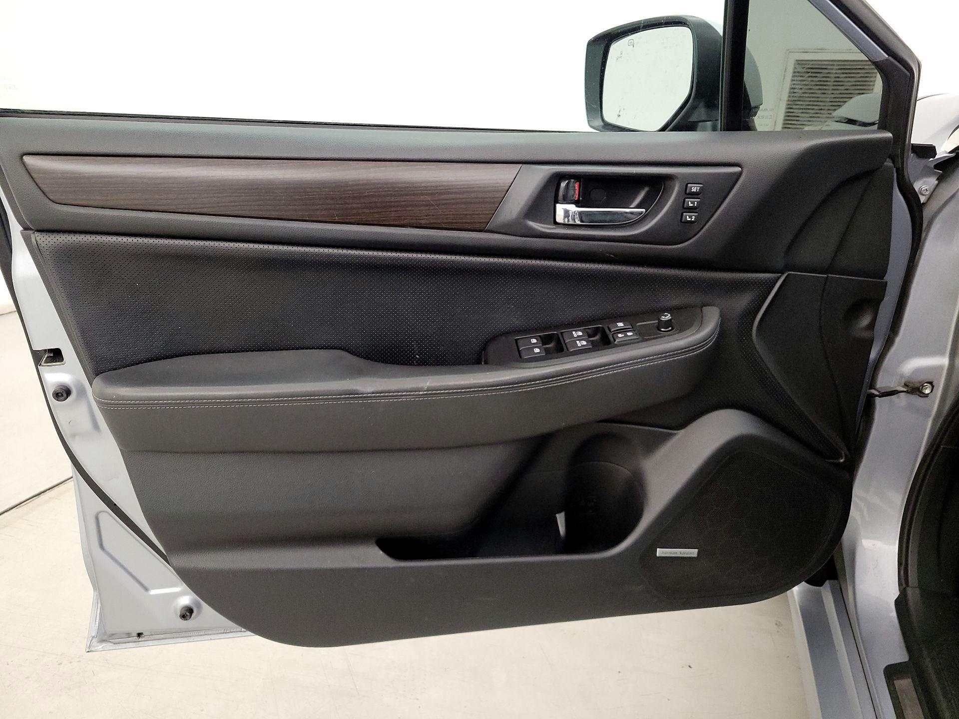 Thumbnail: 2015 Subaru Legacy - 12