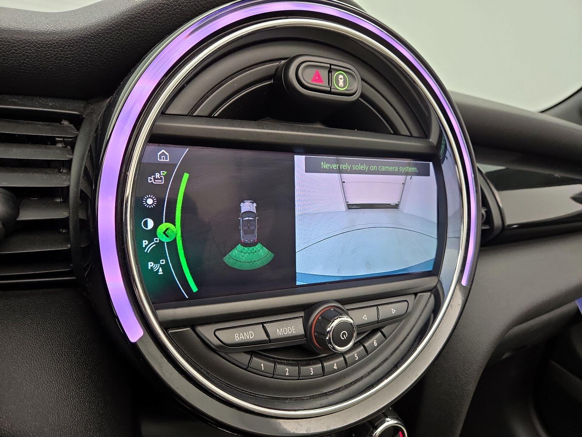 Thumbnail: 2021 MINI Cooper - 15