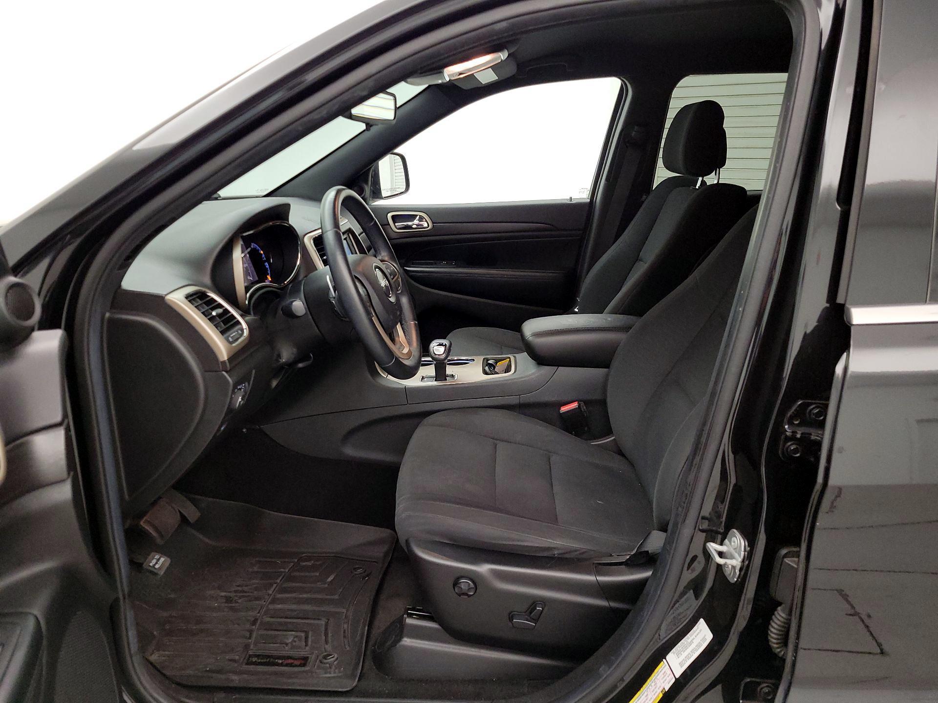 Thumbnail: 2014 Jeep Grand Cherokee - 11
