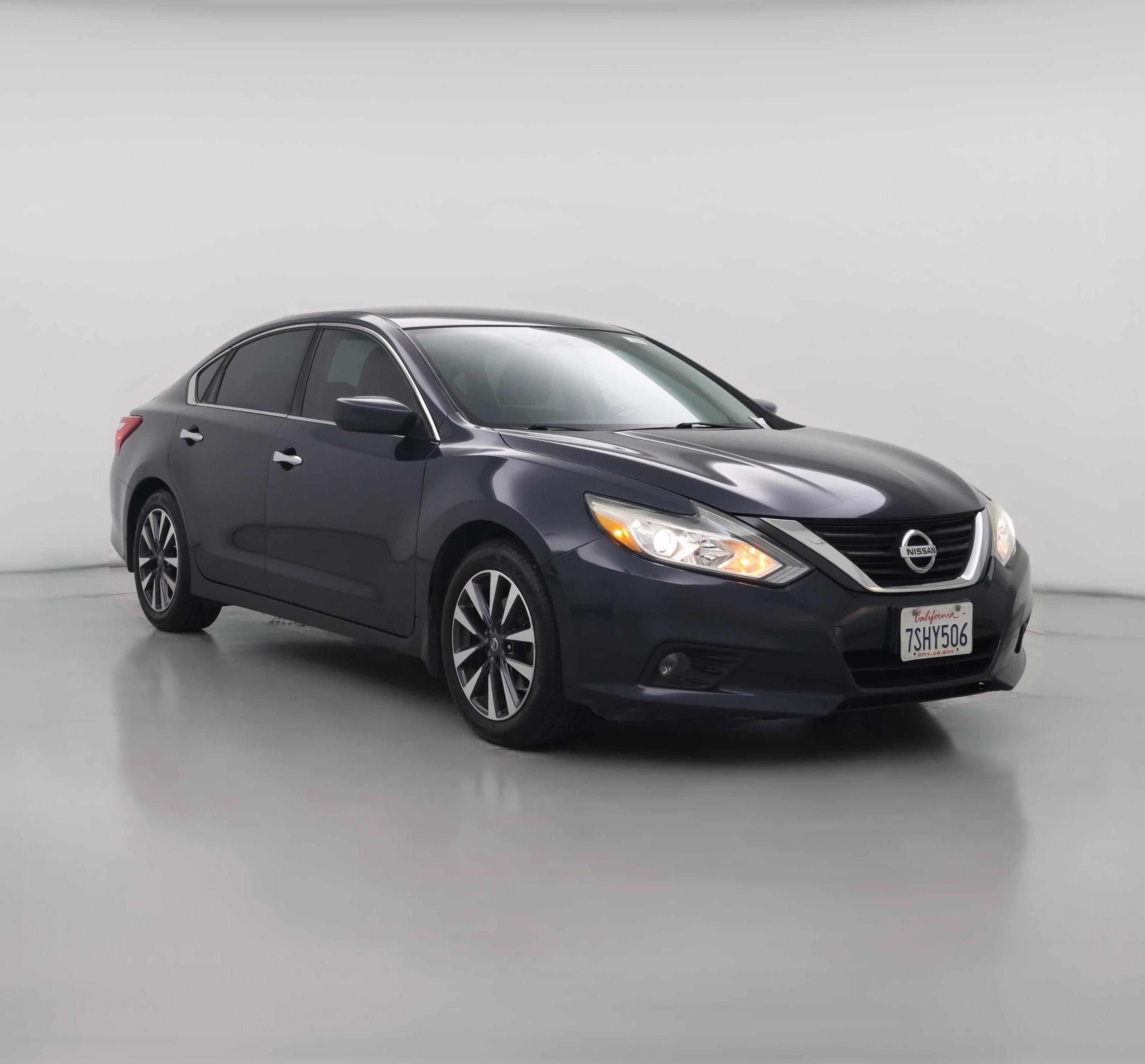 Thumbnail: 2016 Nissan Altima - 1
