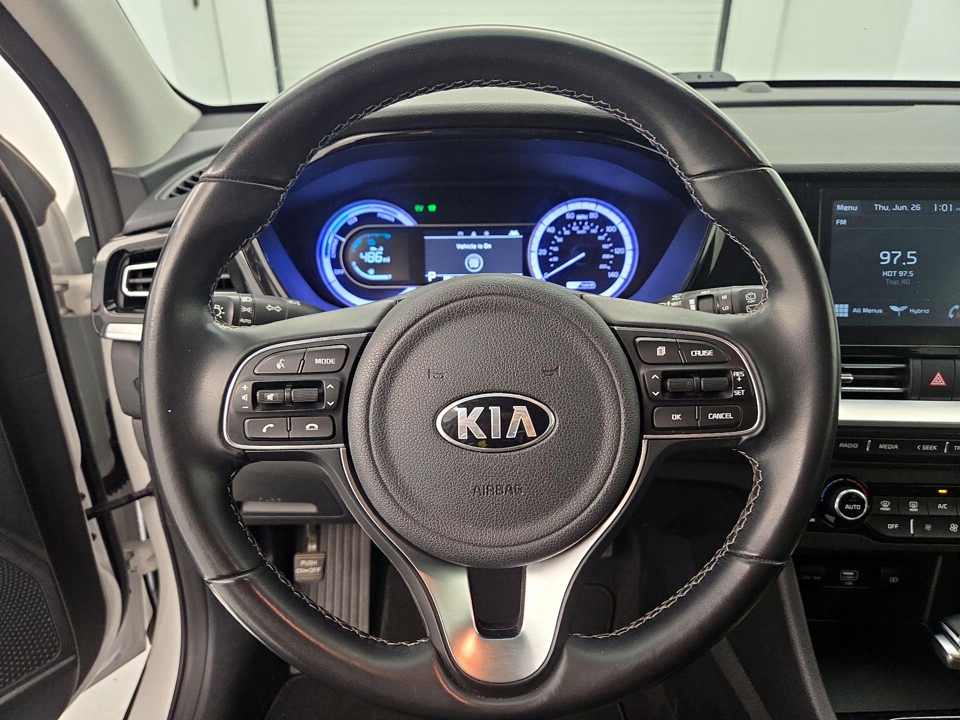 Thumbnail: 2020 Kia Niro - 10
