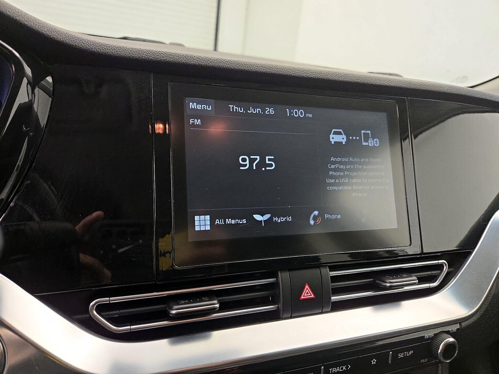 Thumbnail: 2020 Kia Niro - 15