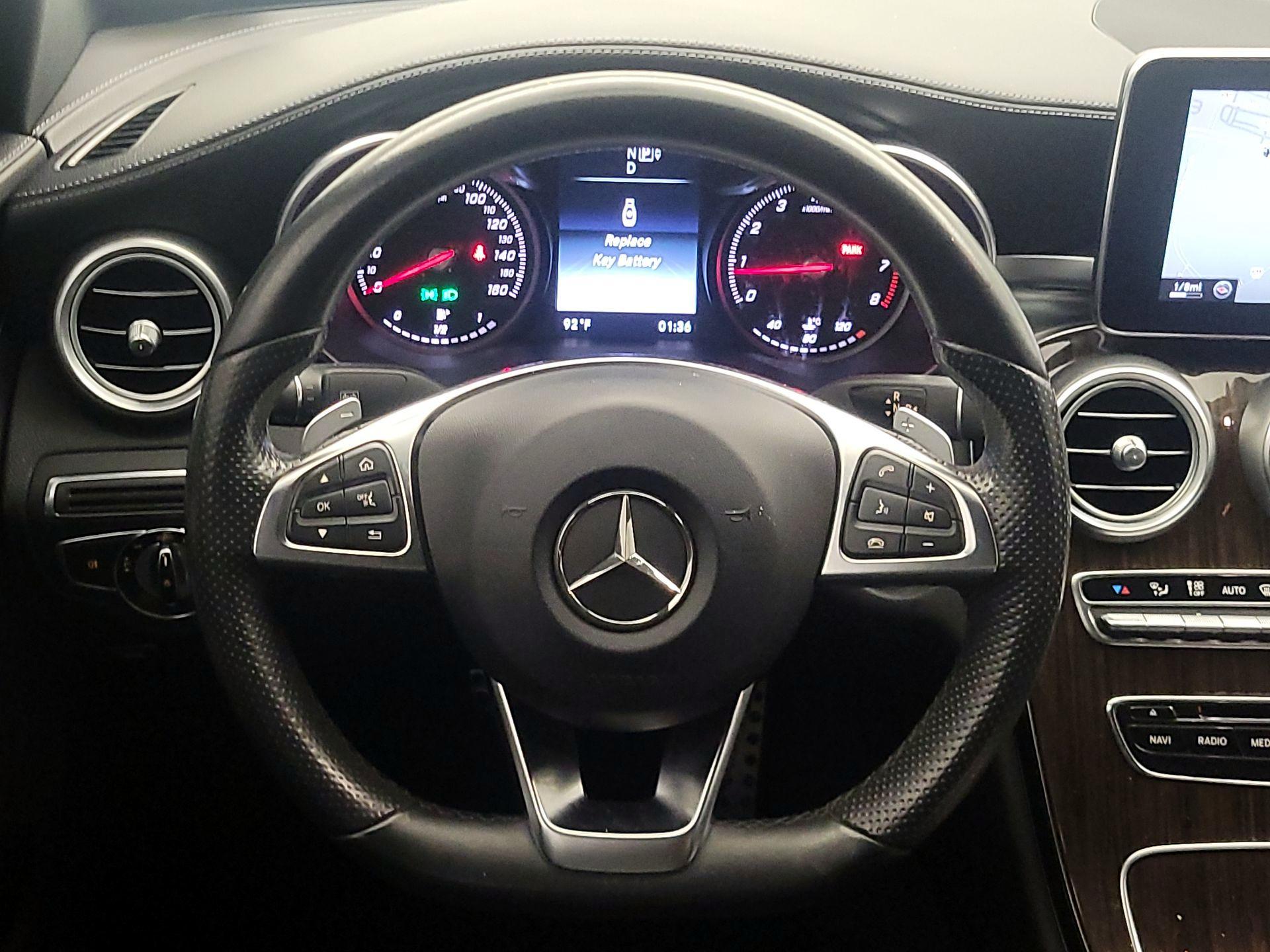Thumbnail: 2015 Mercedes-Benz C-Class - 10