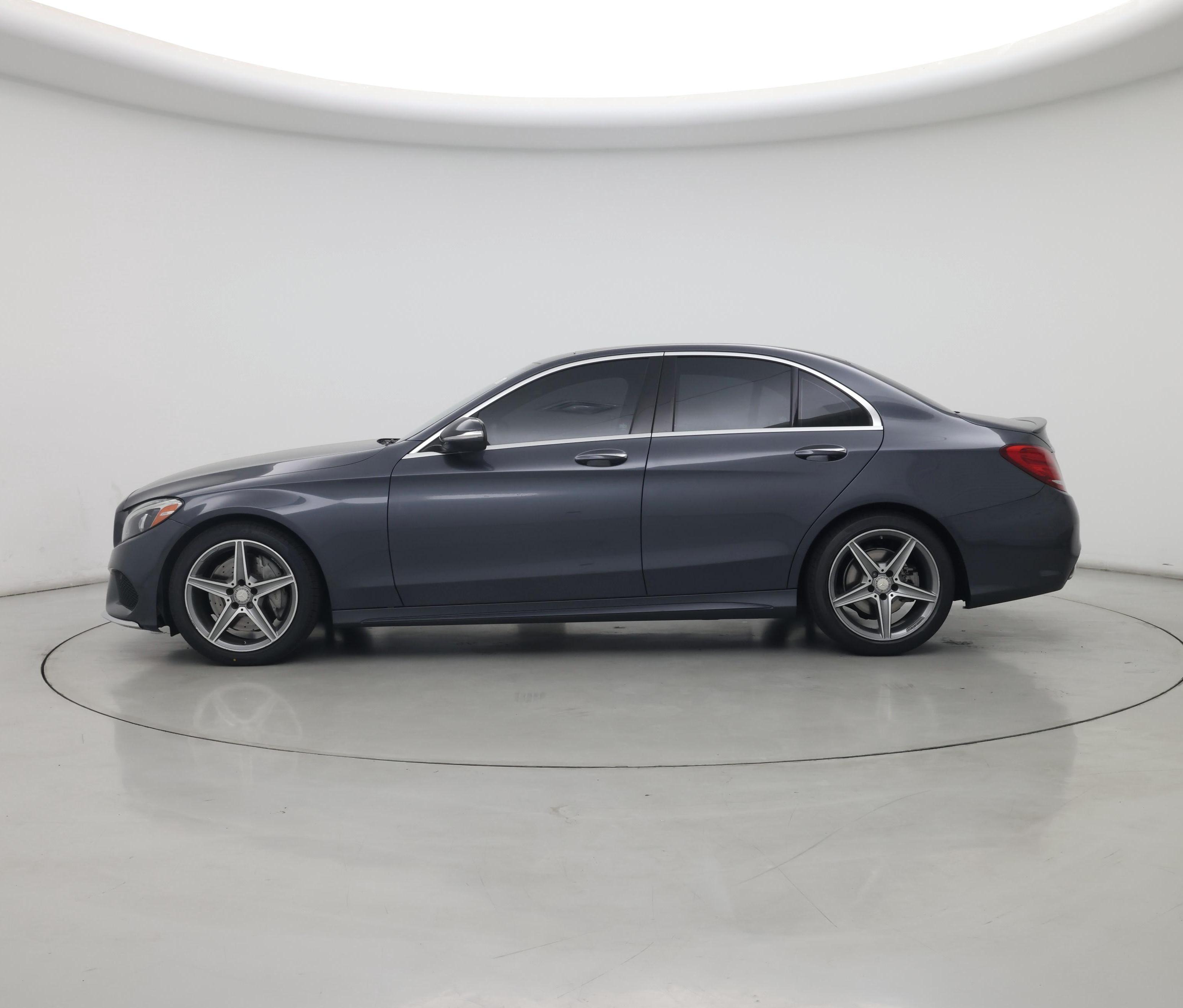 Thumbnail: 2015 Mercedes-Benz C-Class - 3
