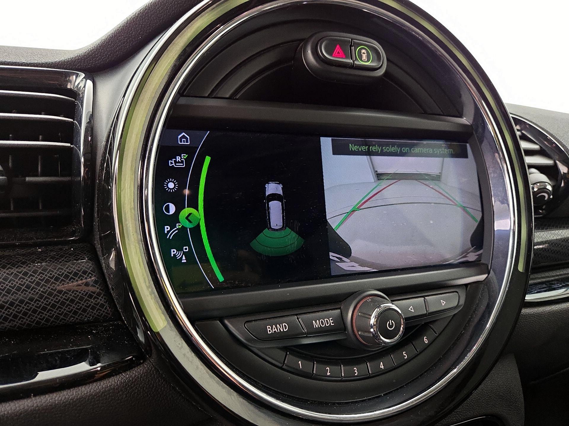 Thumbnail: 2021 MINI Cooper Clubman - 15