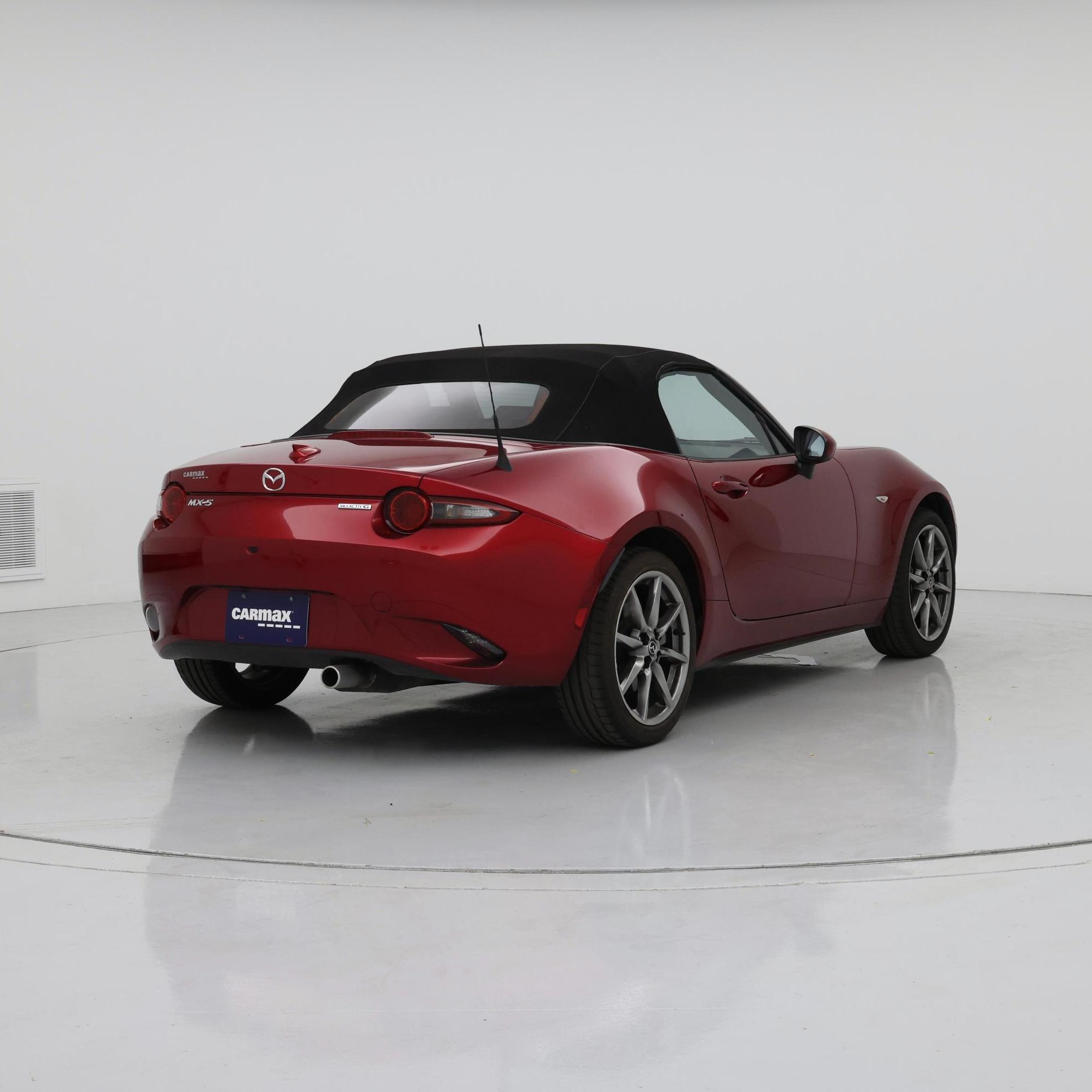 Thumbnail: 2023 Mazda MX-5 Miata - 8