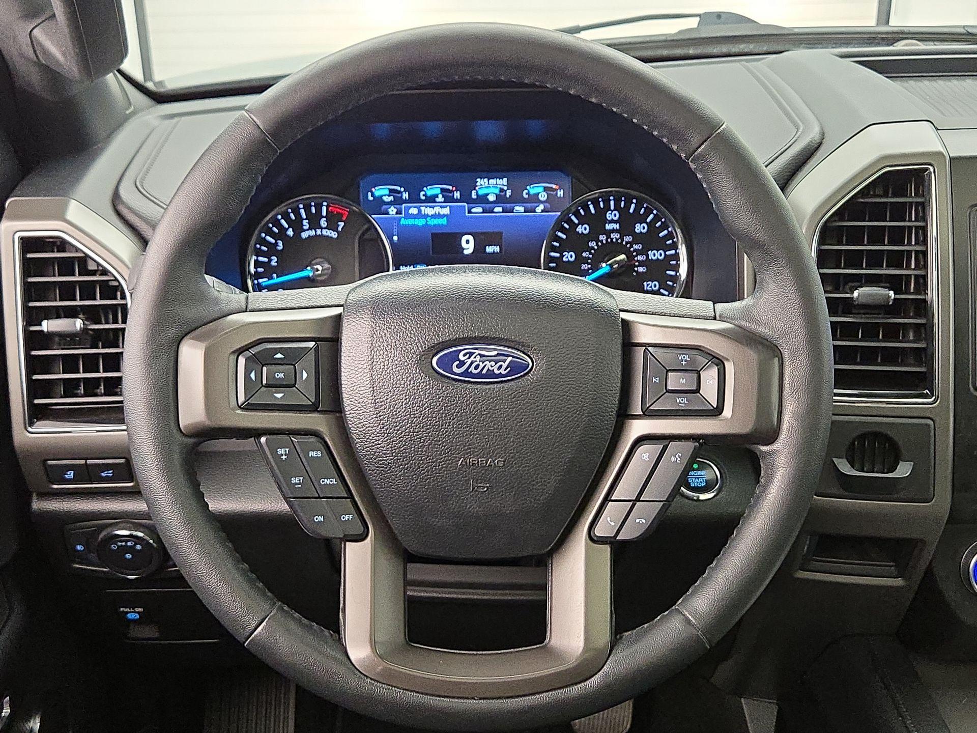 Thumbnail: 2020 Ford Expedition - 10