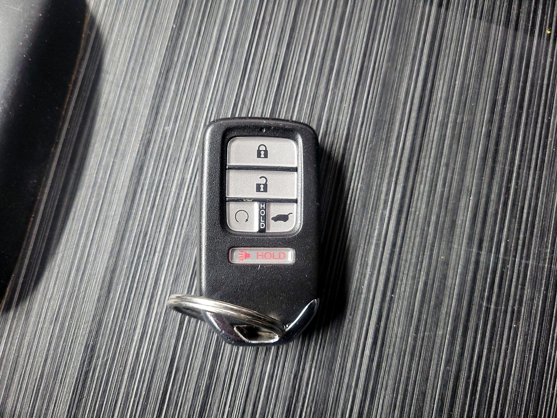 Thumbnail: 2016 Honda Pilot - 20