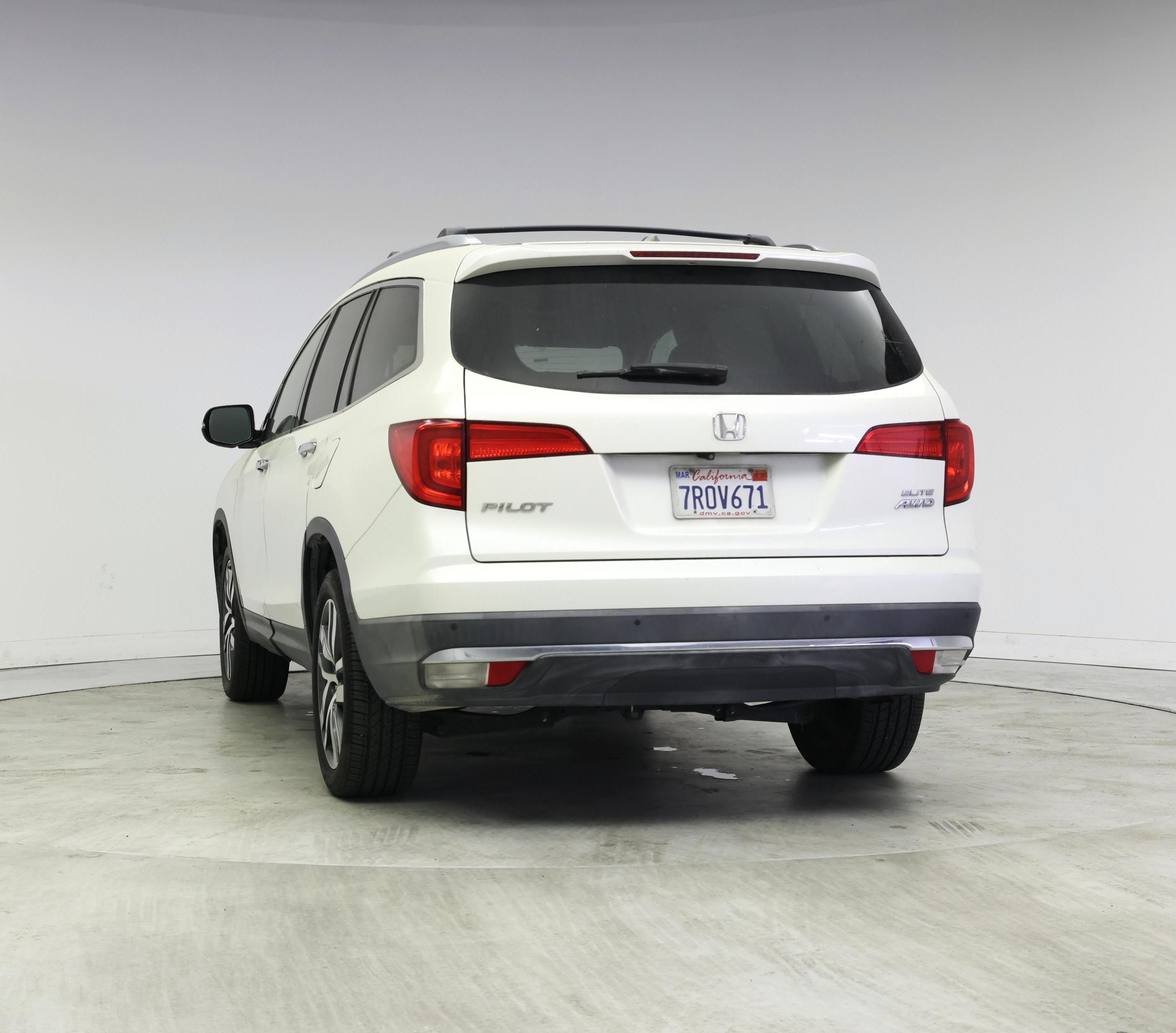 Thumbnail: 2016 Honda Pilot - 6