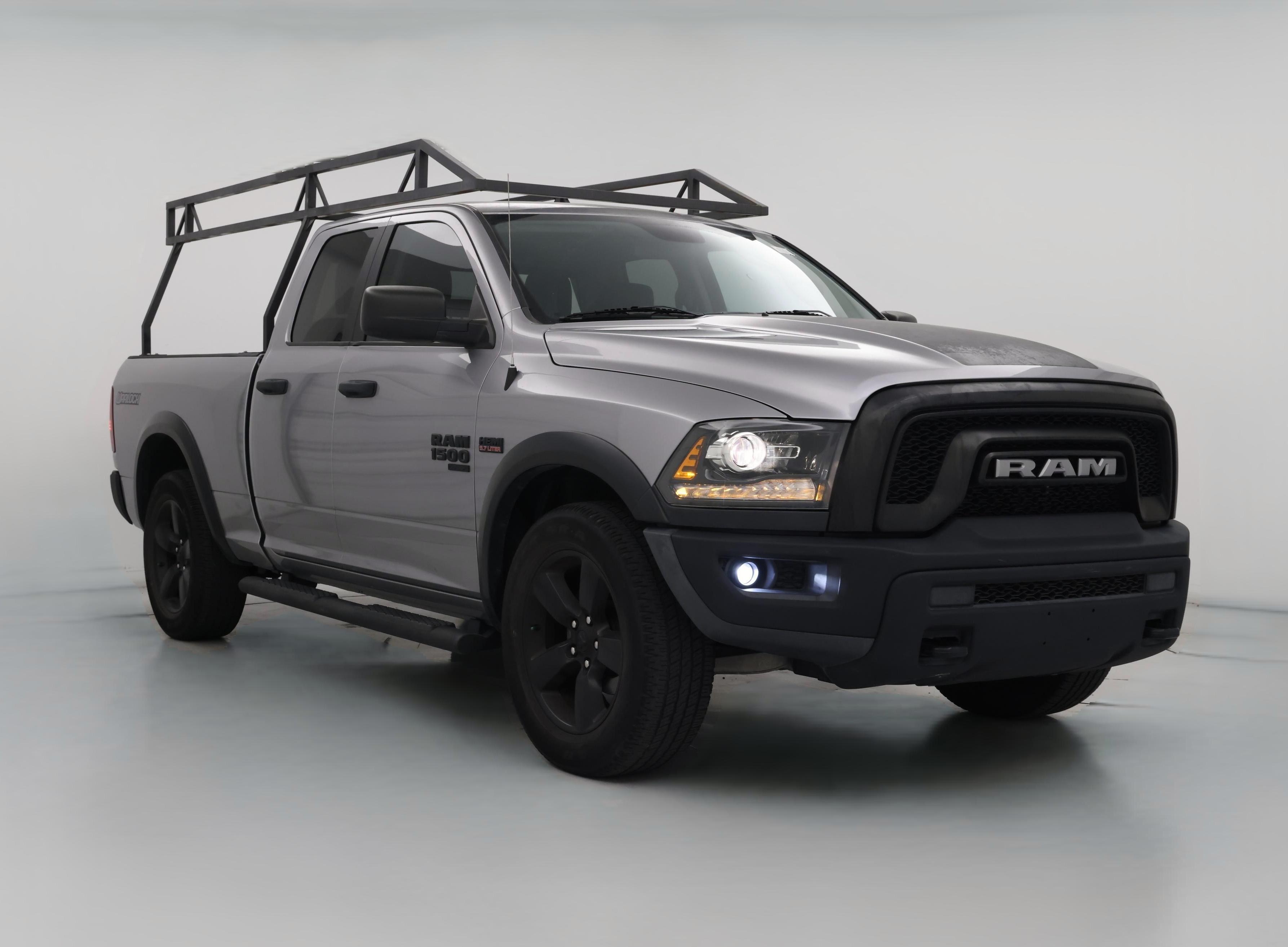 Thumbnail: 2020 RAM 1500 Classic - 1