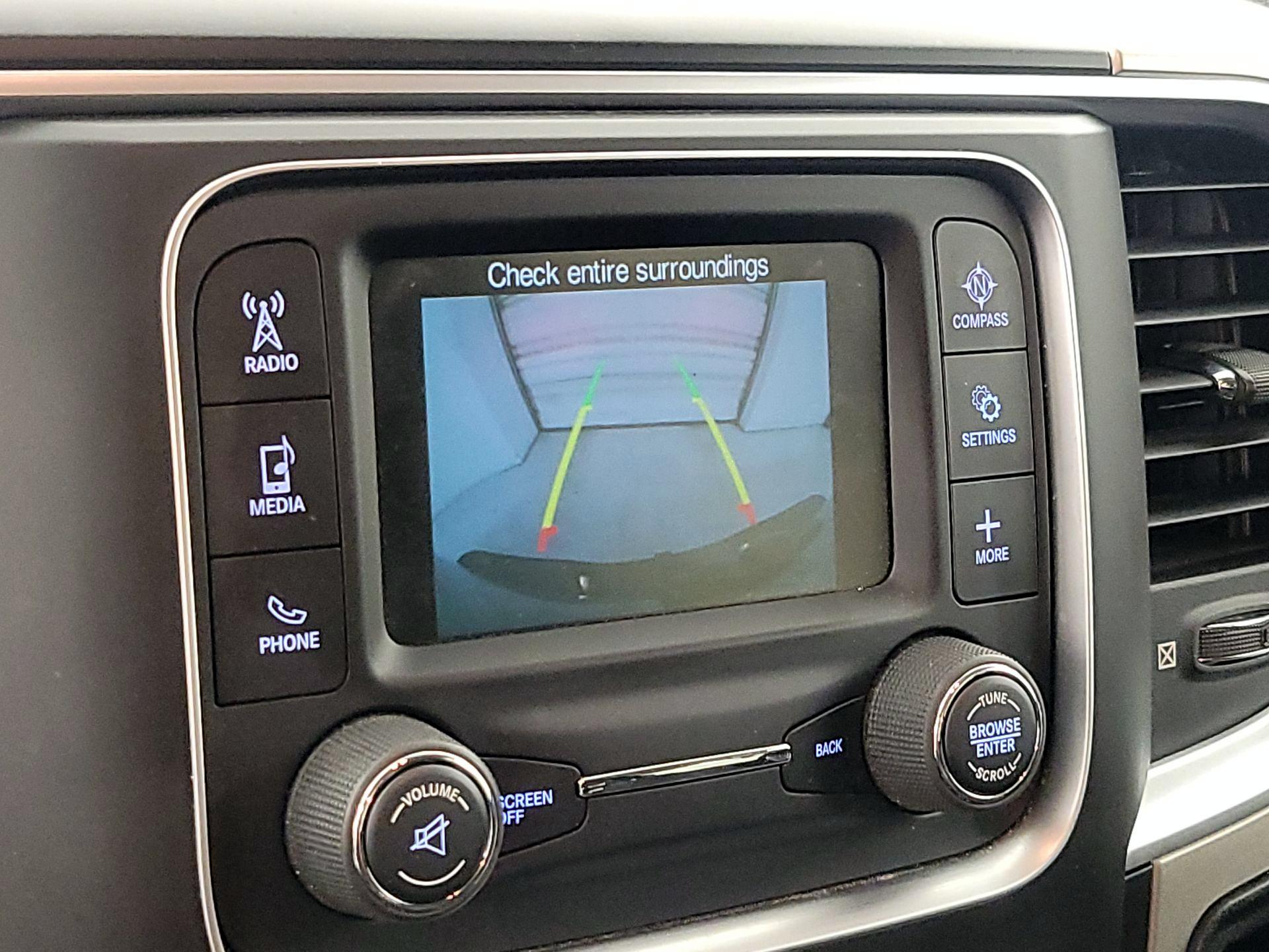 Thumbnail: 2020 RAM 1500 Classic - 14