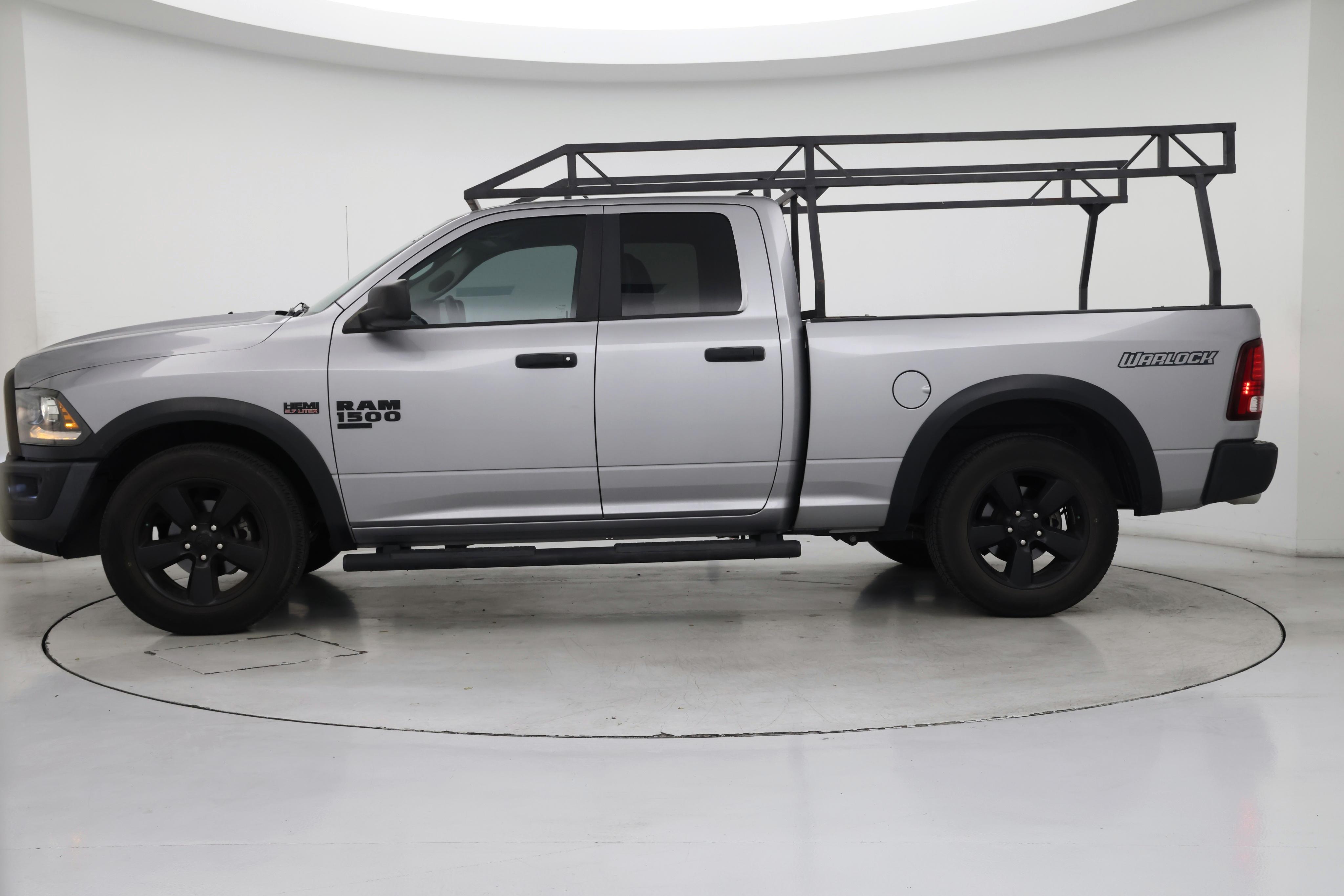 Thumbnail: 2020 RAM 1500 Classic - 3