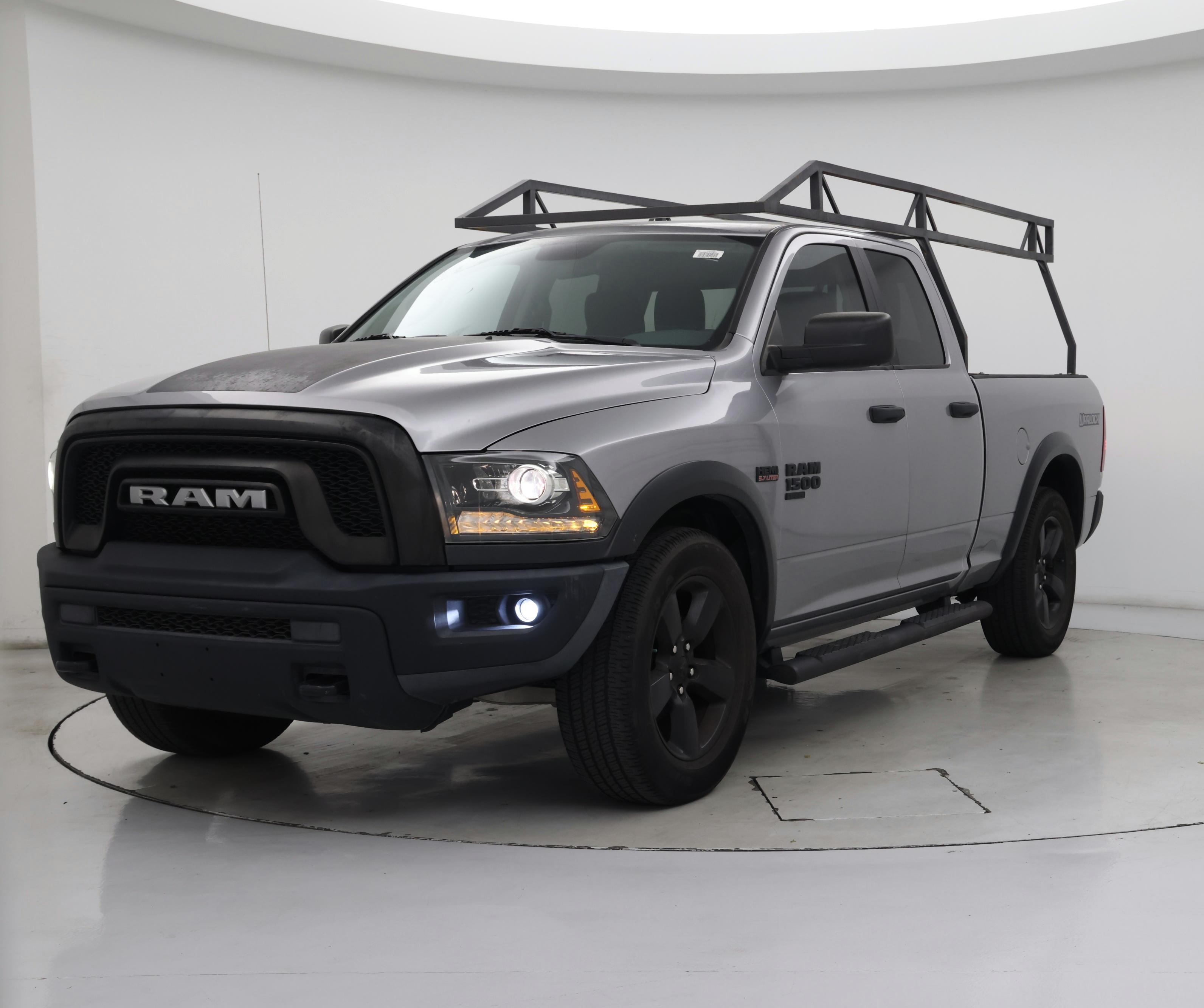Thumbnail: 2020 RAM 1500 Classic - 4