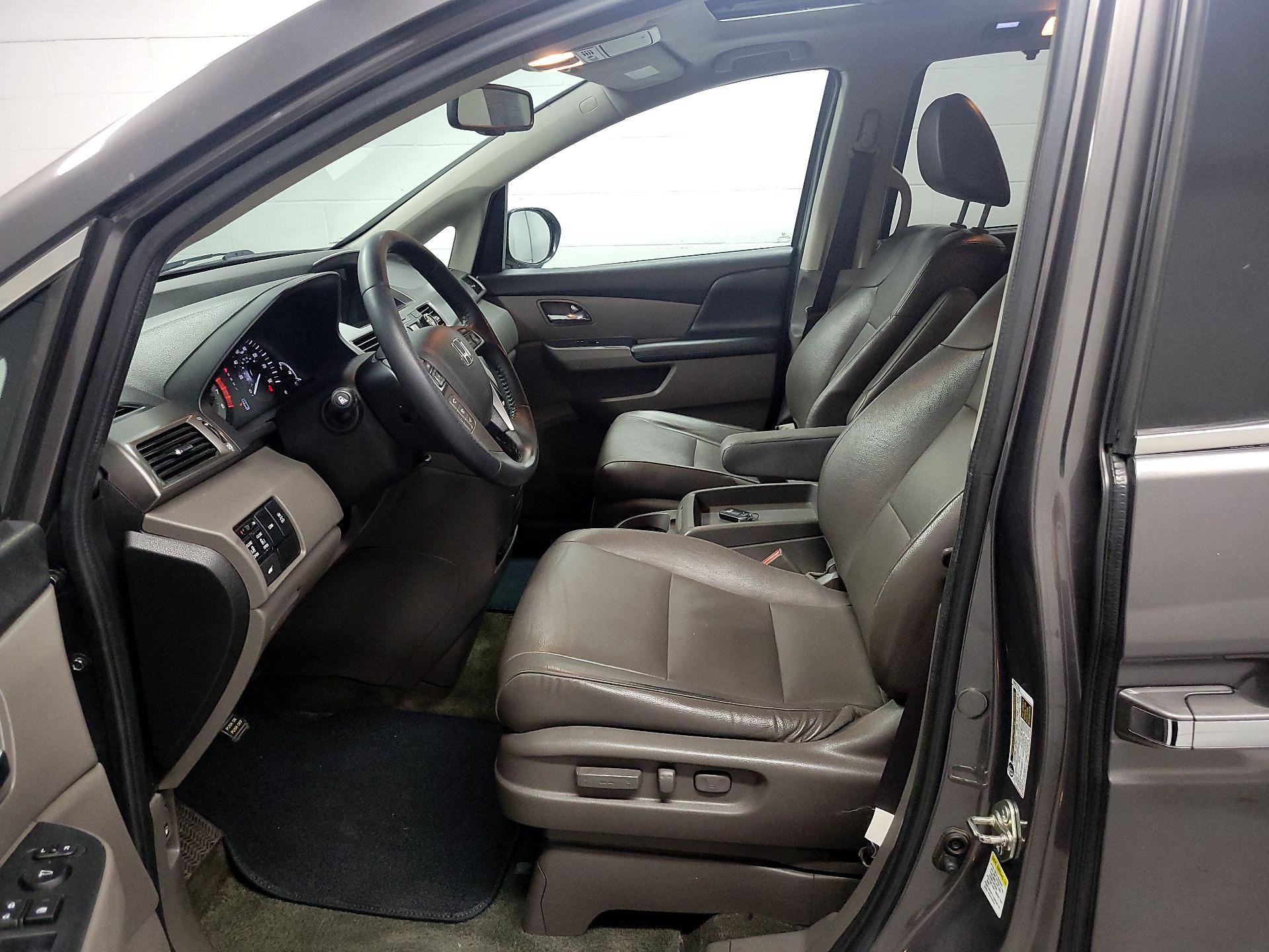 Thumbnail: 2016 Honda Odyssey - 11