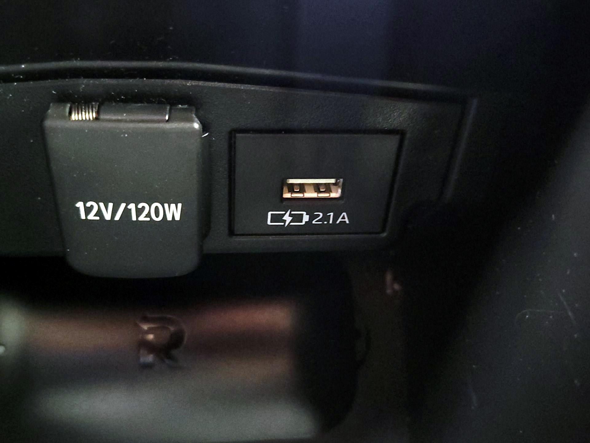 Thumbnail: 2021 Toyota Corolla - 18