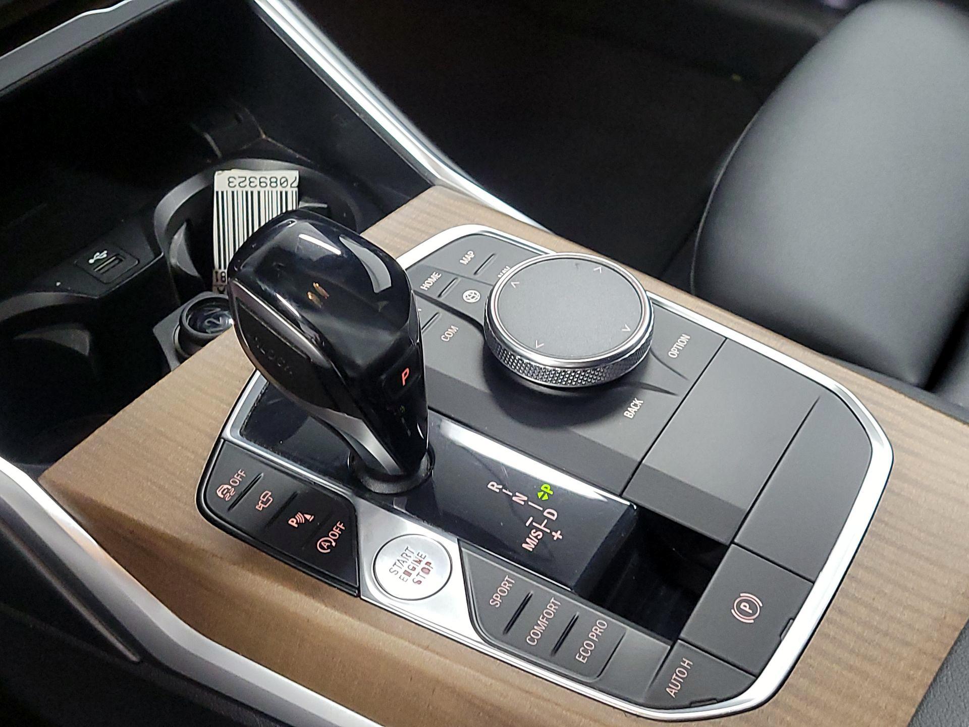 Thumbnail: 2019 BMW 3 Series - 17