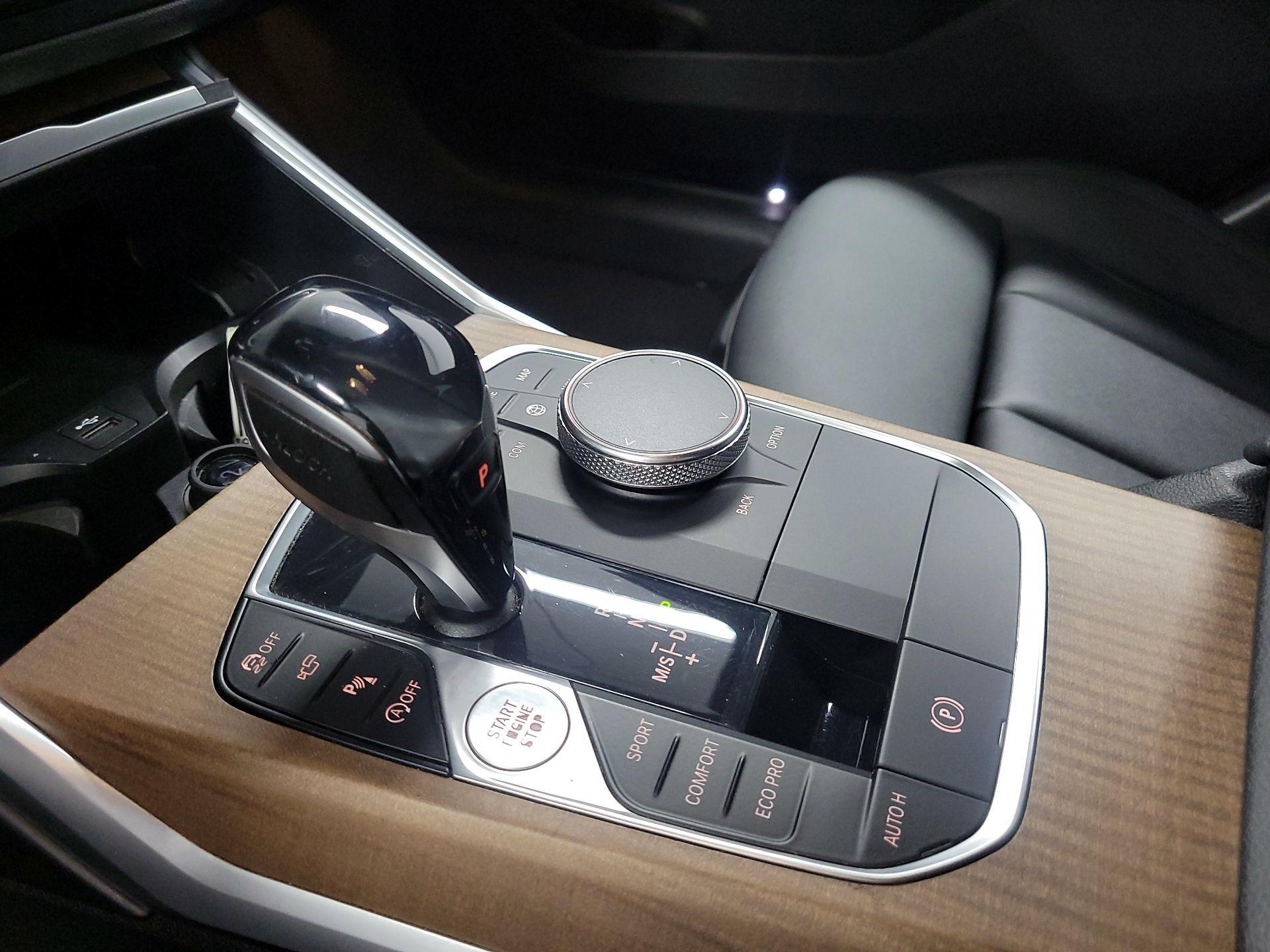 Thumbnail: 2019 BMW 3 Series - 18