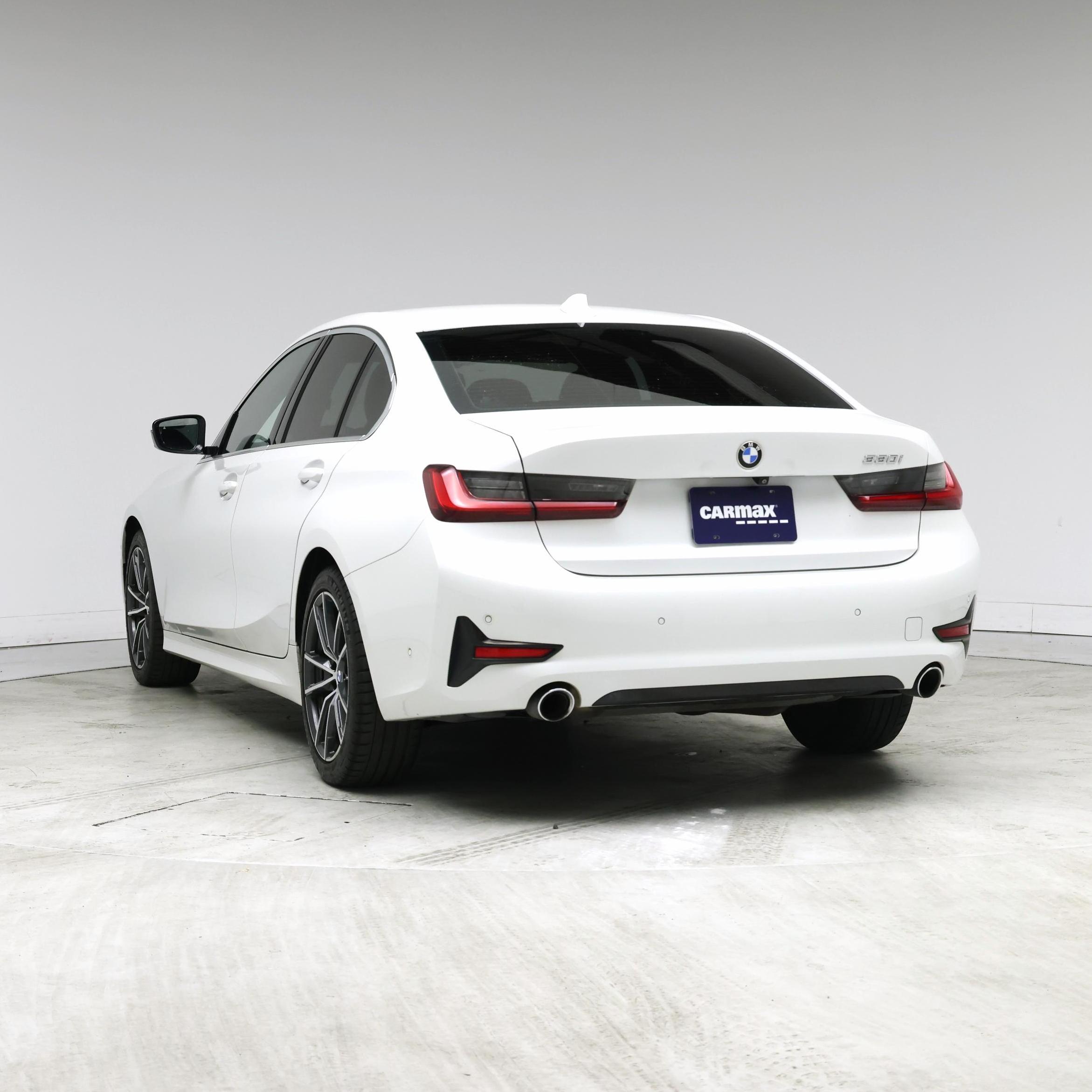 Thumbnail: 2019 BMW 3 Series - 2