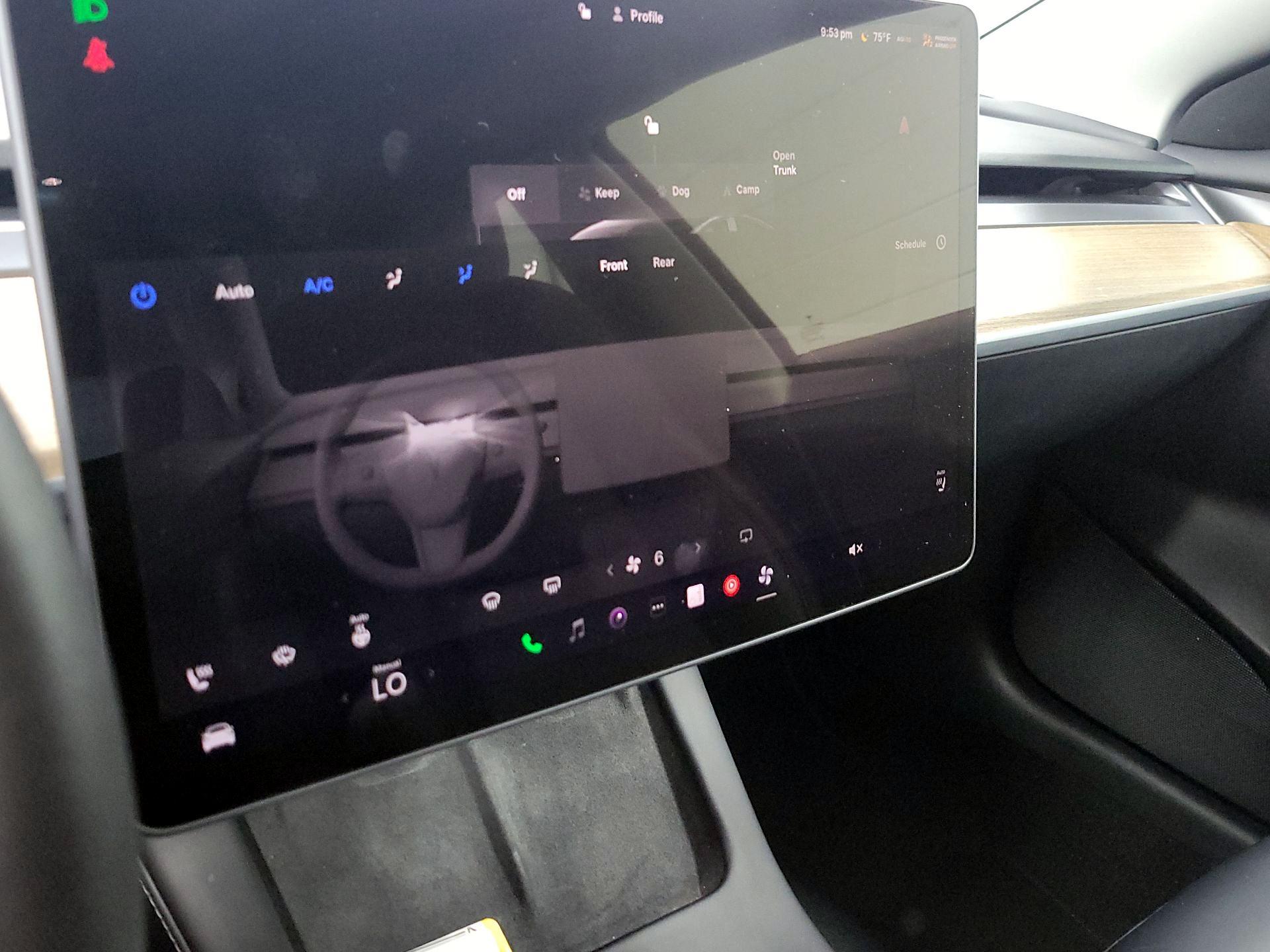 Thumbnail: 2023 Tesla Model 3 - 16