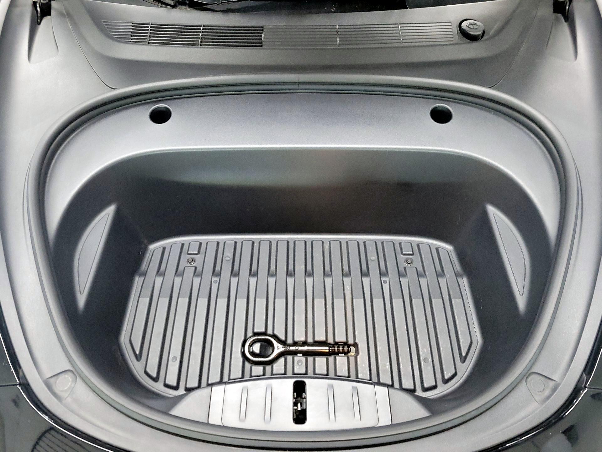 Thumbnail: 2023 Tesla Model 3 - 20
