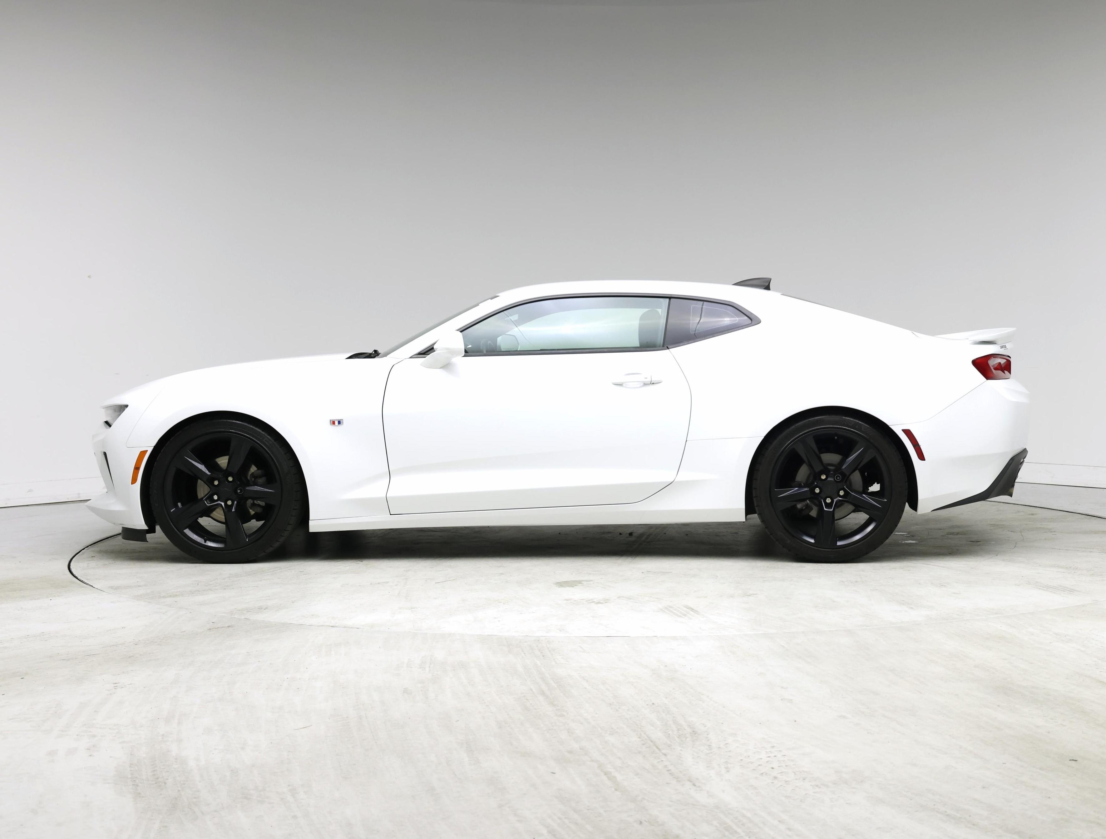 Thumbnail: 2018 Chevrolet Camaro - 3