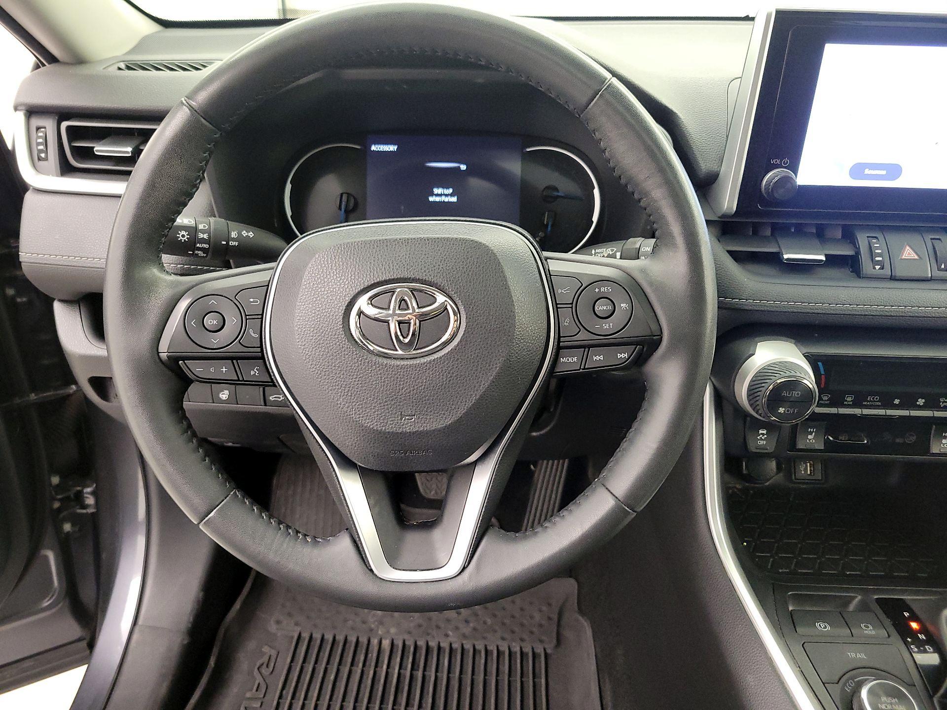 Thumbnail: 2023 Toyota RAV4 - 10