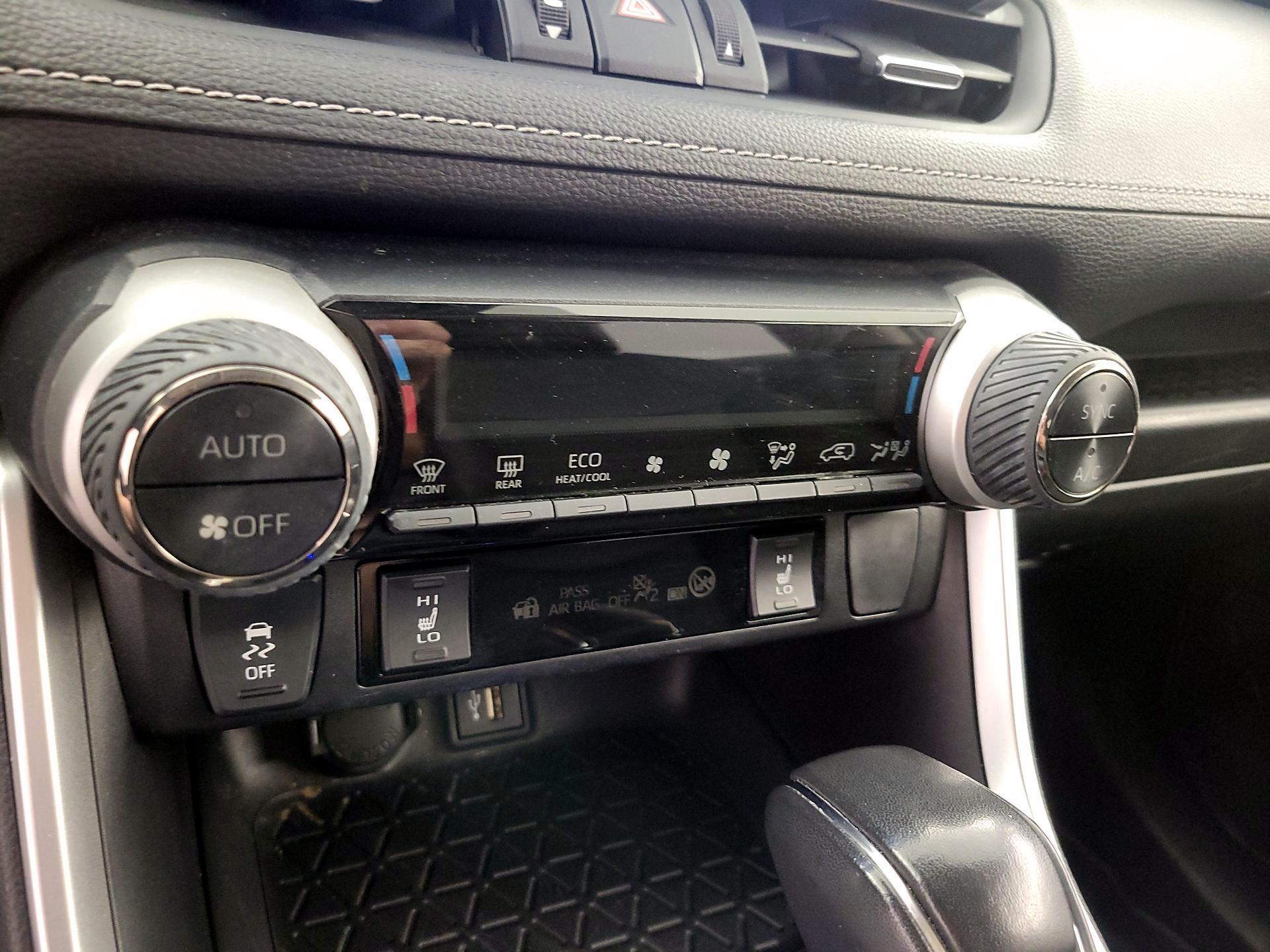 Thumbnail: 2023 Toyota RAV4 - 16