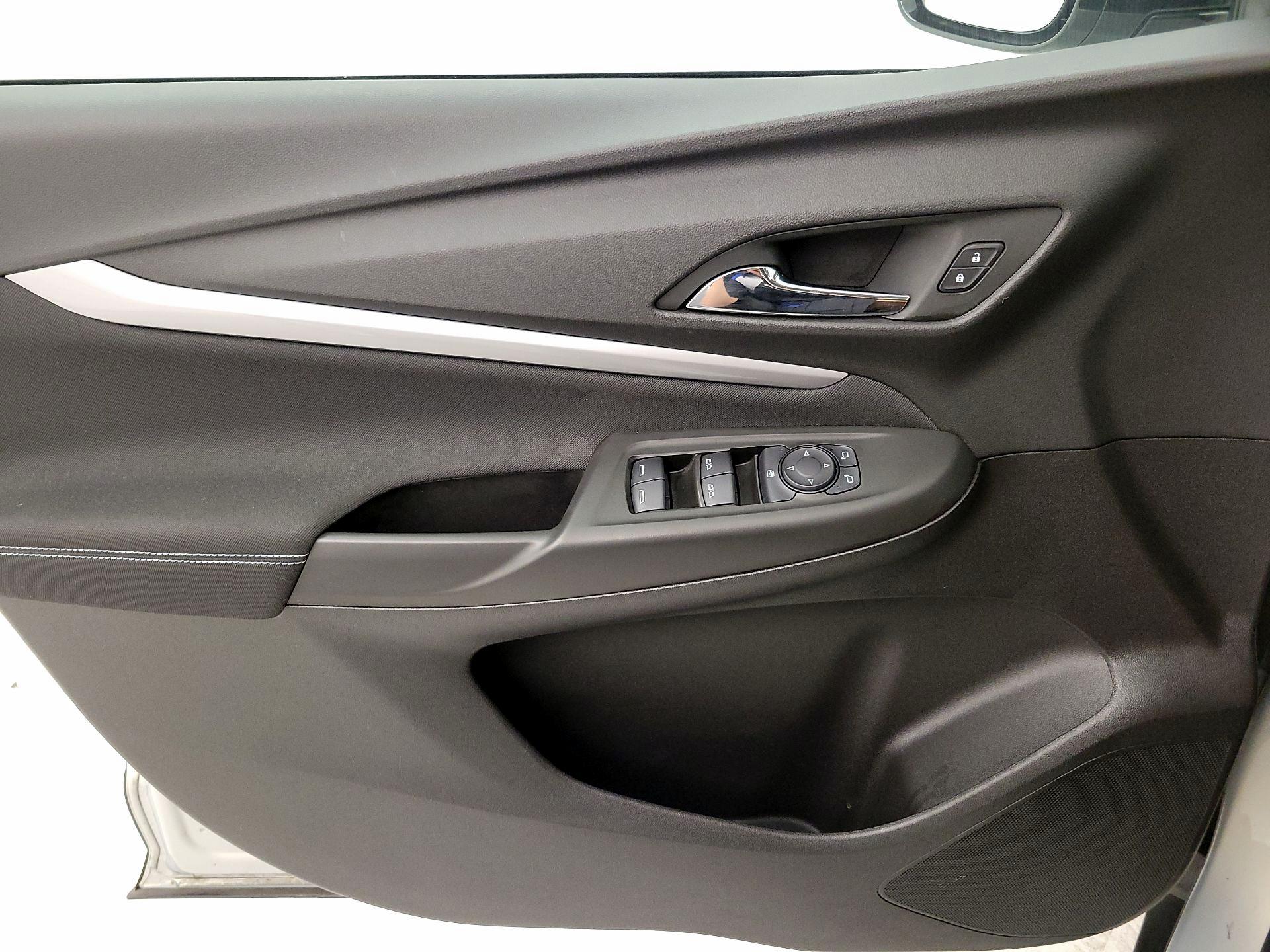 Thumbnail: 2023 Chevrolet Bolt EUV - 12