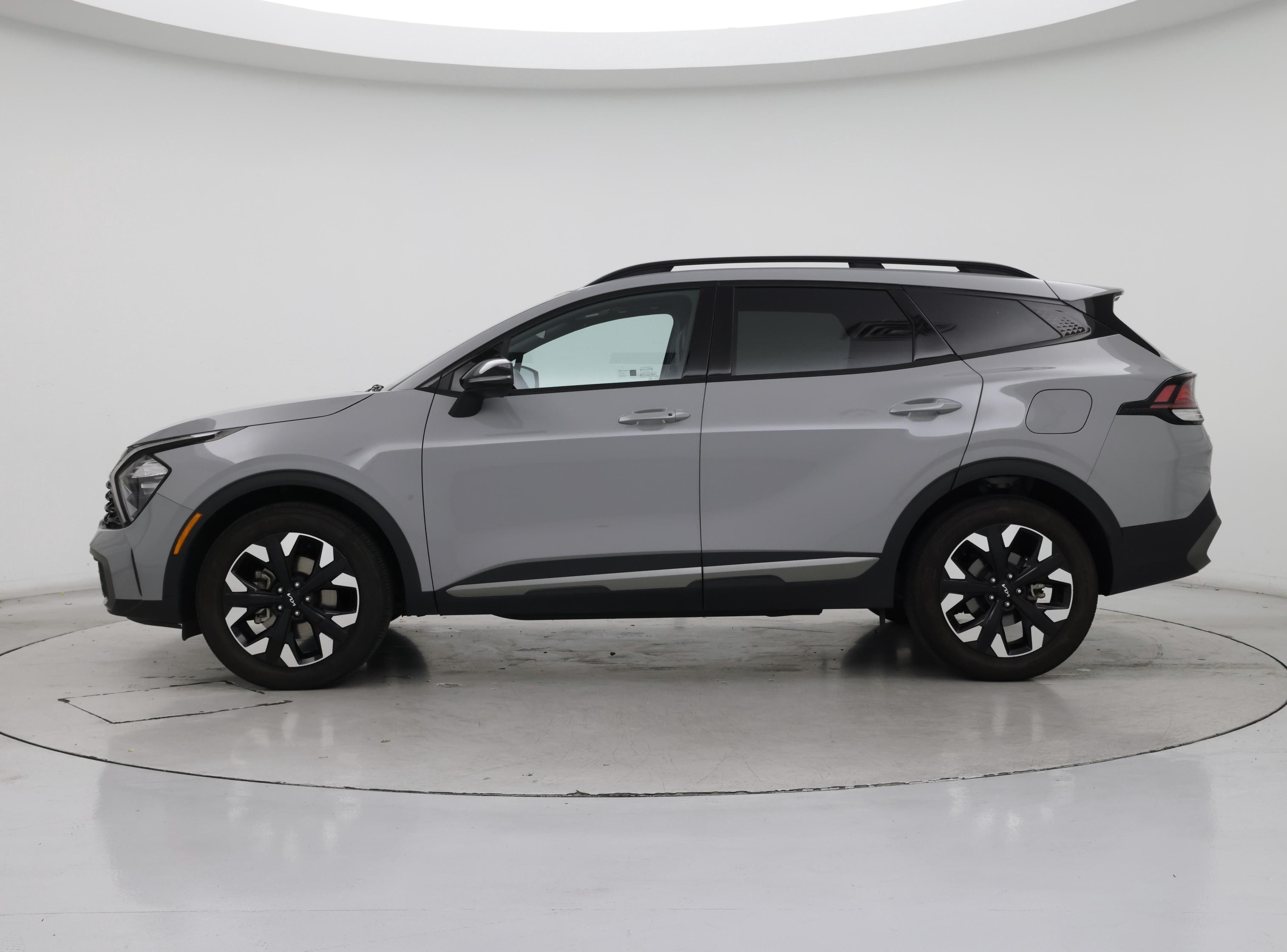 Thumbnail: 2023 Kia Sportage - 3
