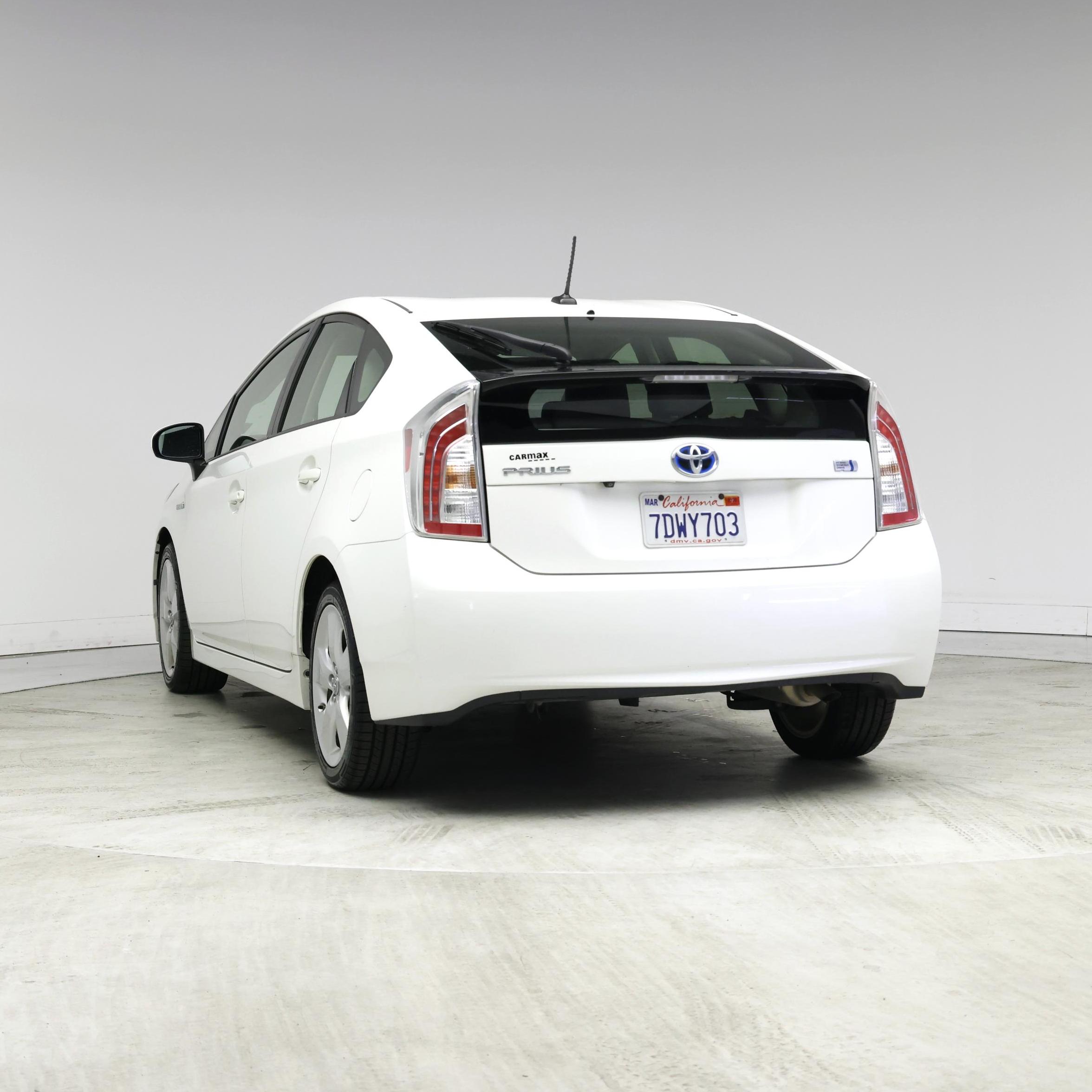 Thumbnail: 2013 Toyota Prius - 2