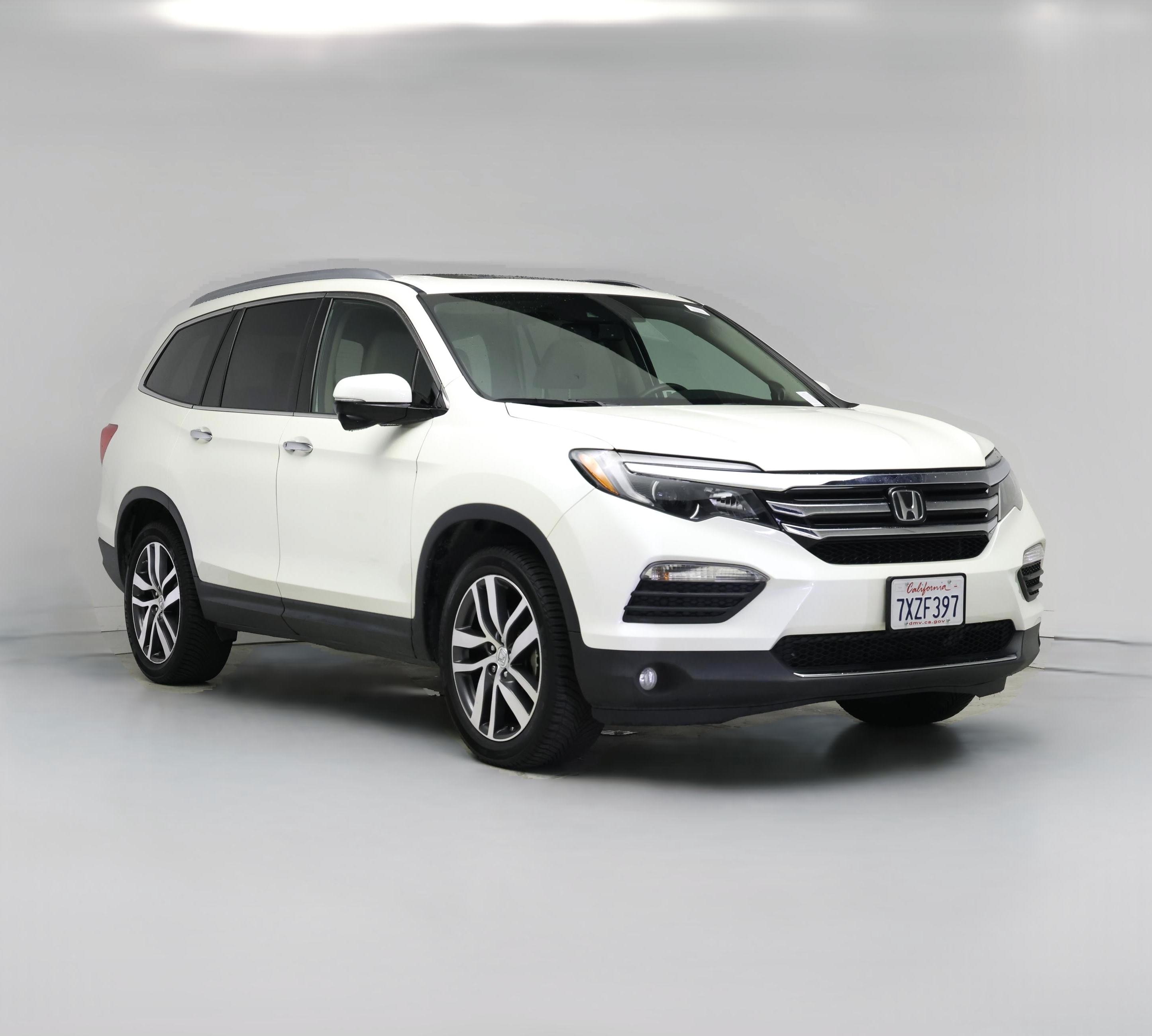 Thumbnail: 2017 Honda Pilot - 1